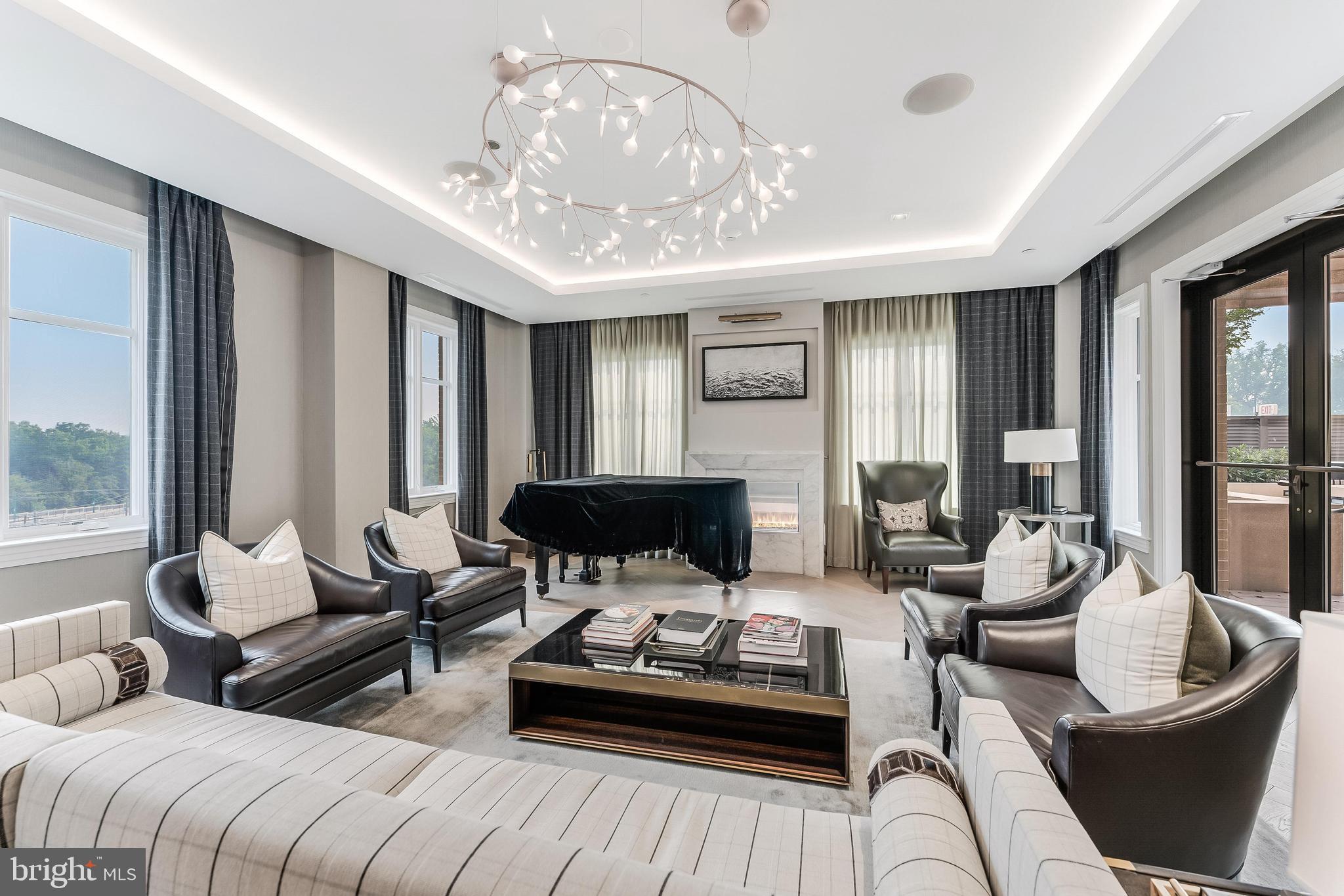 CHEVY CHASE - Residential