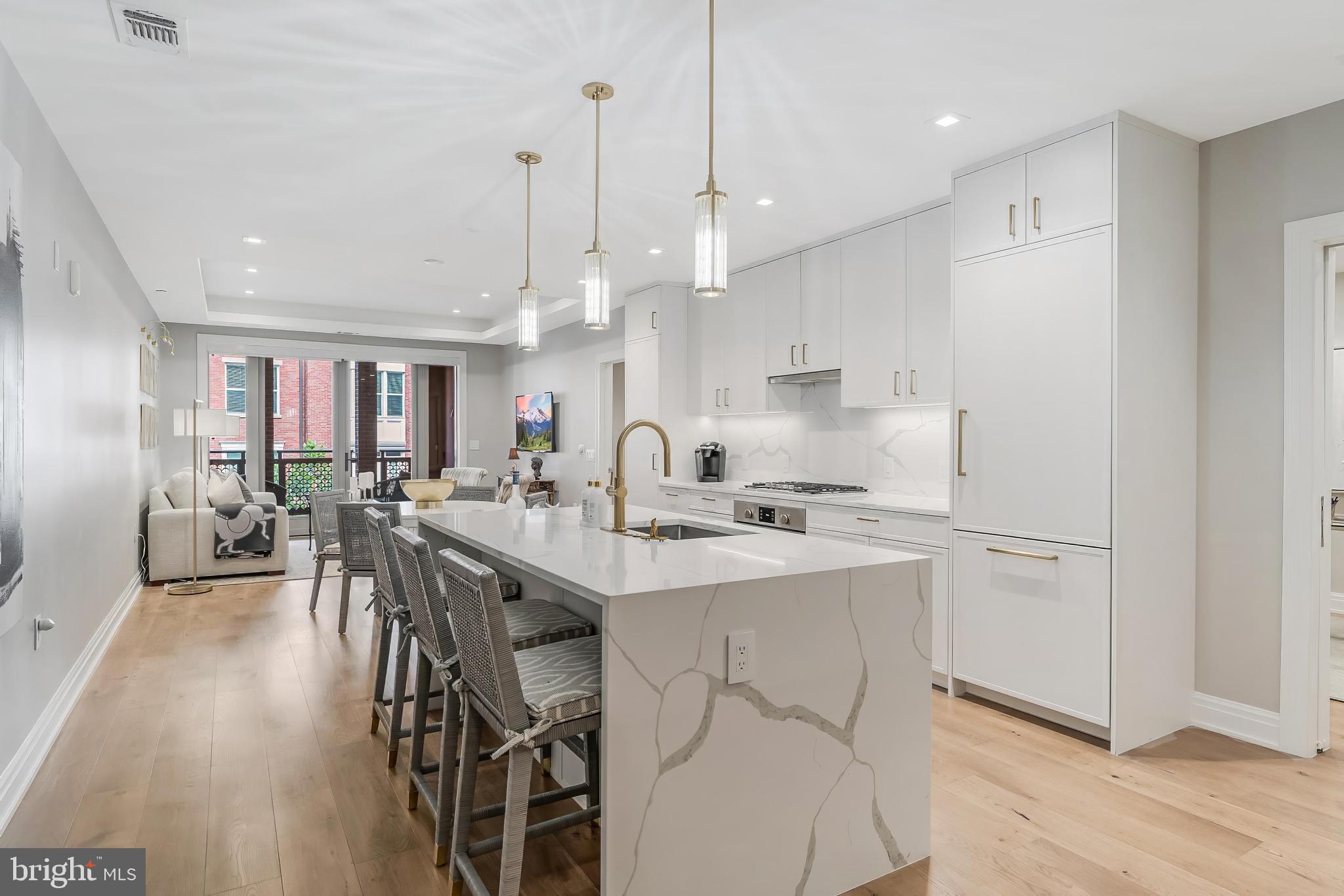 CHEVY CHASE - Residential