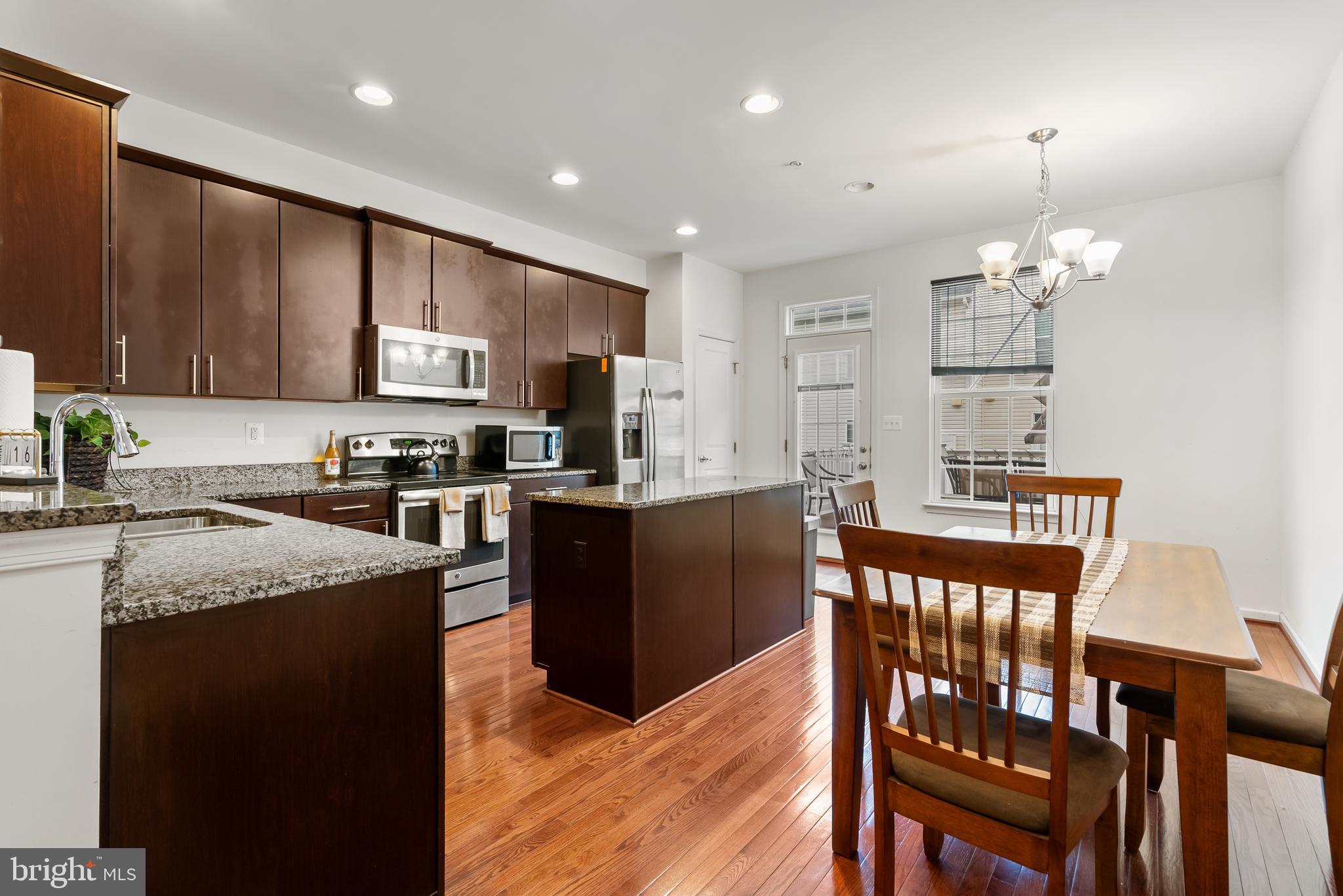 O'DONNELL SQUARE - Residential