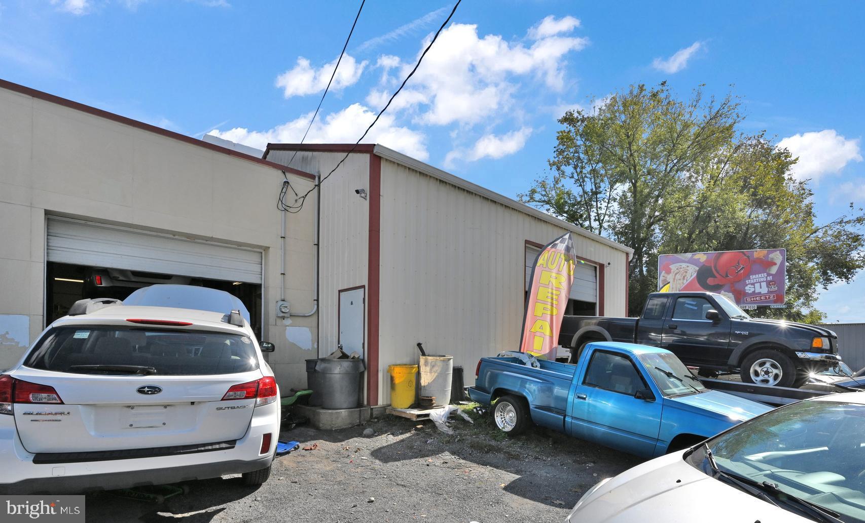 SOUTH SIDE OF CITY - Commercial Sale