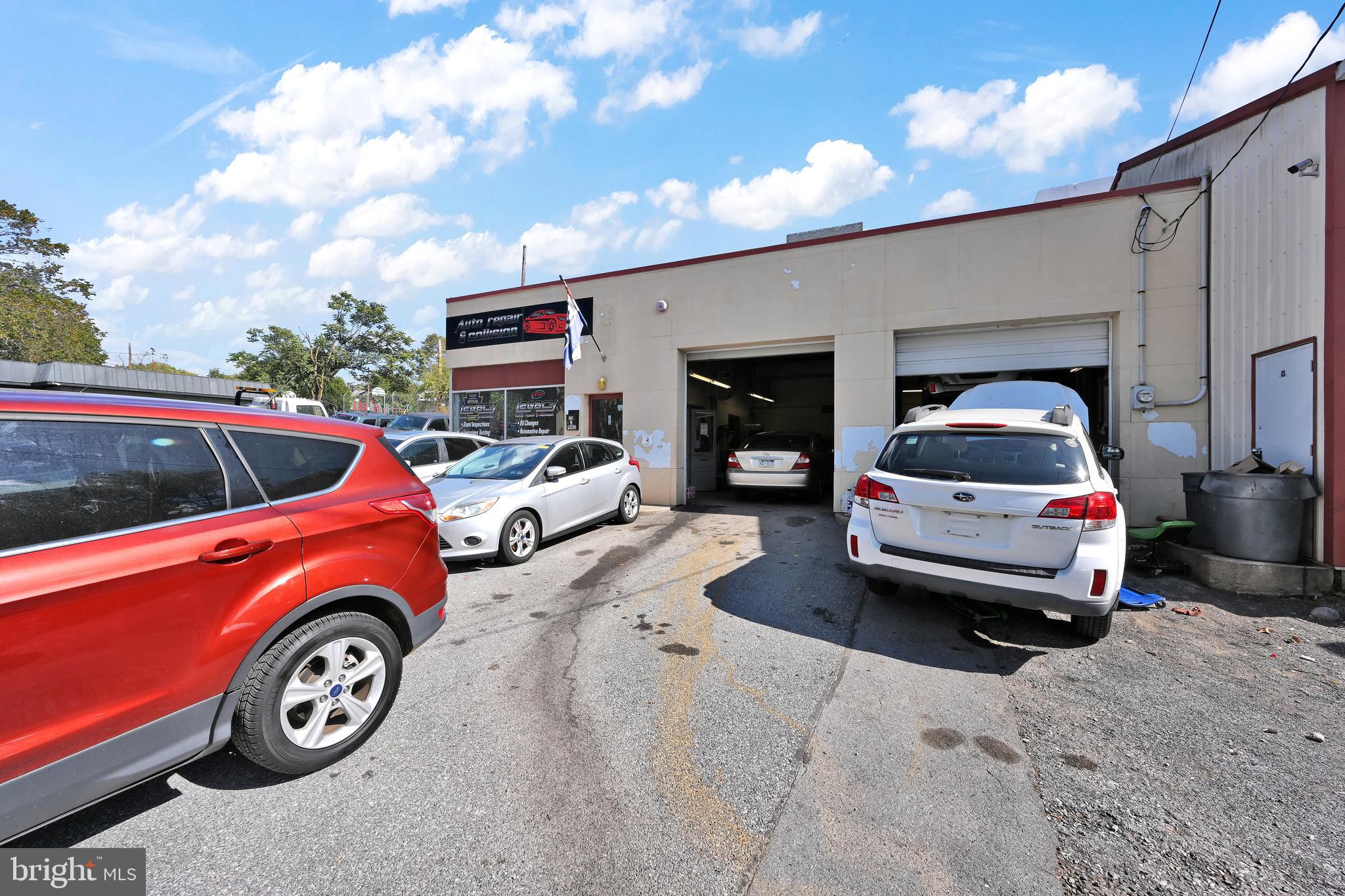 SOUTH SIDE OF CITY - Commercial Sale