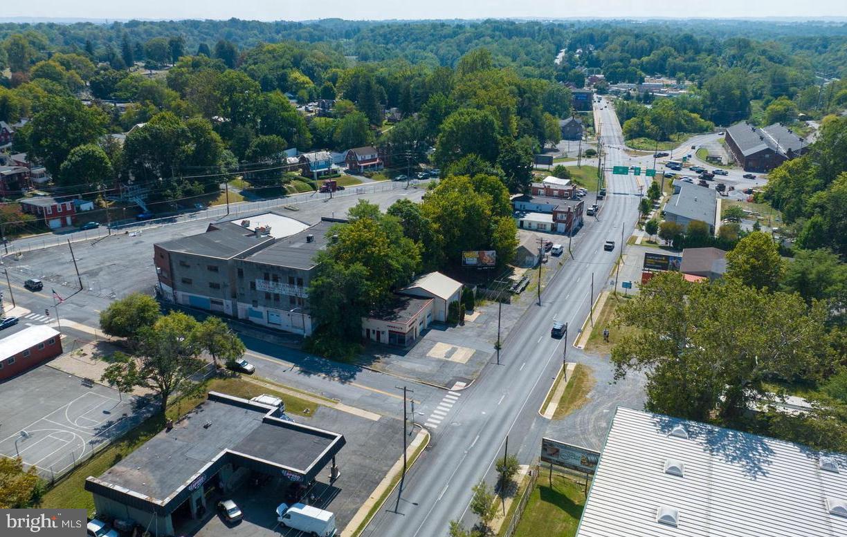 SOUTH SIDE OF CITY - Commercial Sale