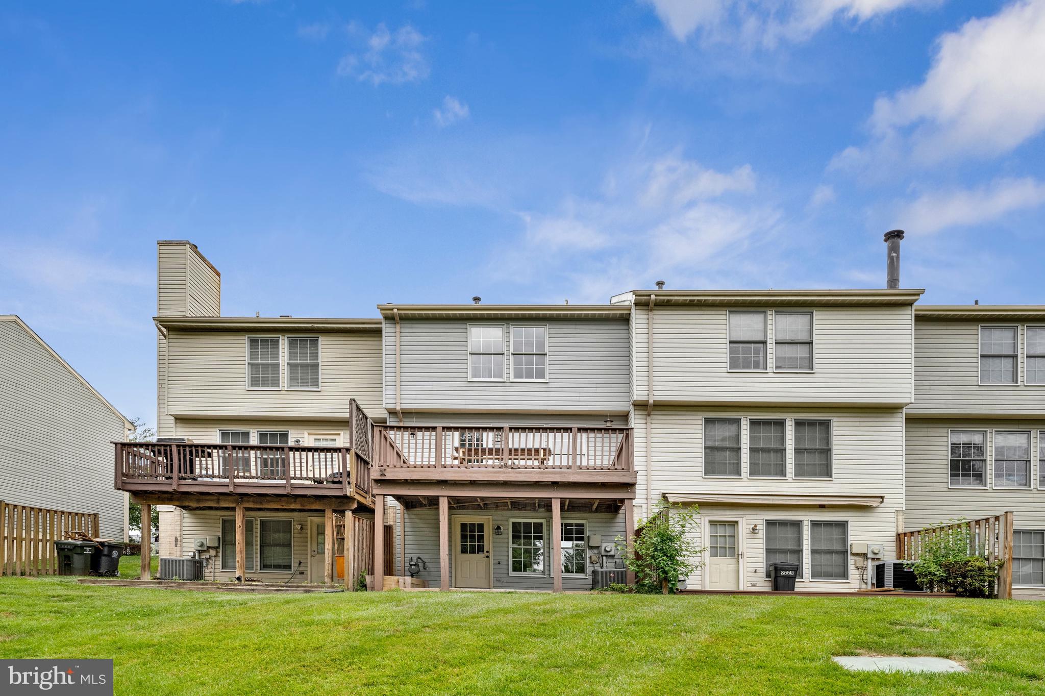 WELLINGTON/CLOVERHILL - Residential