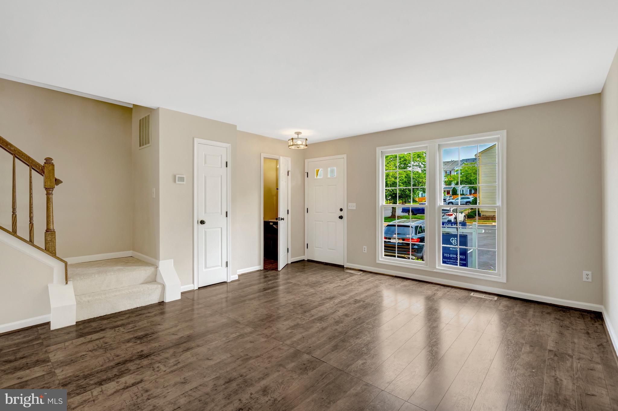 WELLINGTON/CLOVERHILL - Residential