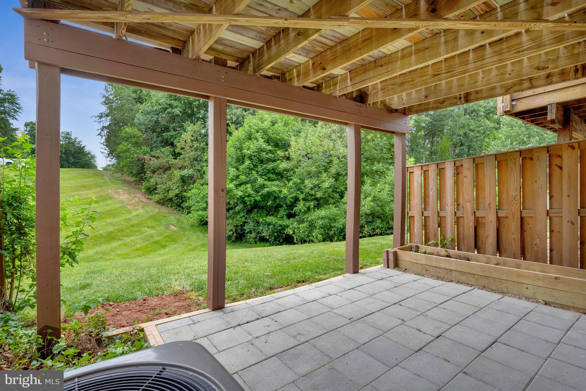 WELLINGTON/CLOVERHILL - Residential
