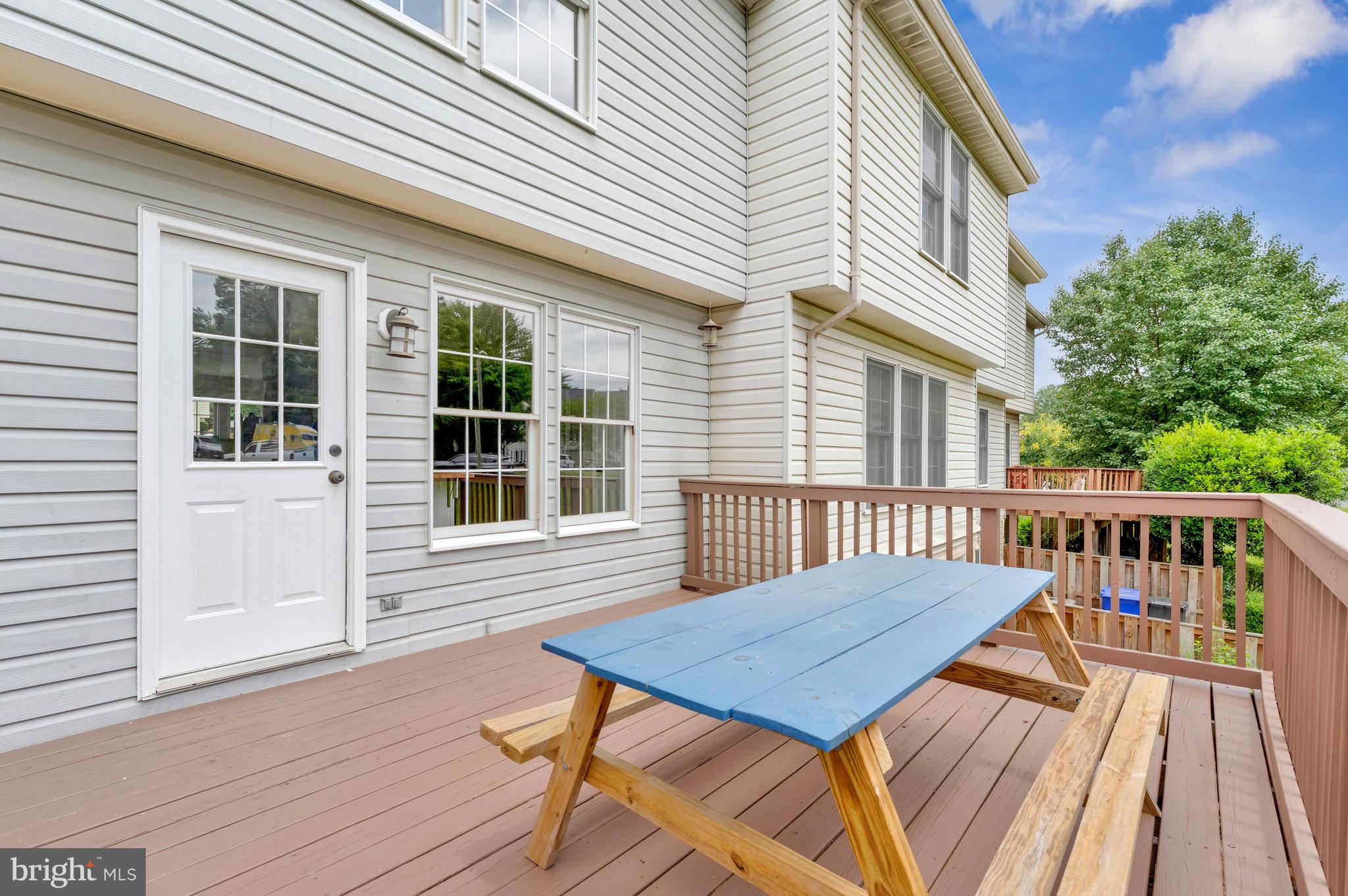 WELLINGTON/CLOVERHILL - Residential