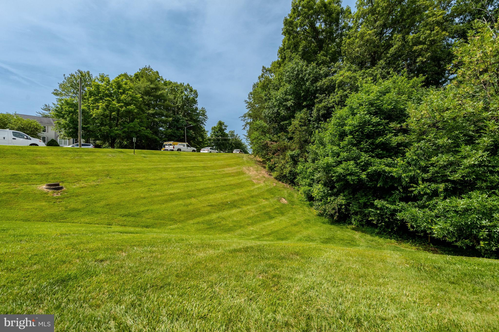 WELLINGTON/CLOVERHILL - Residential