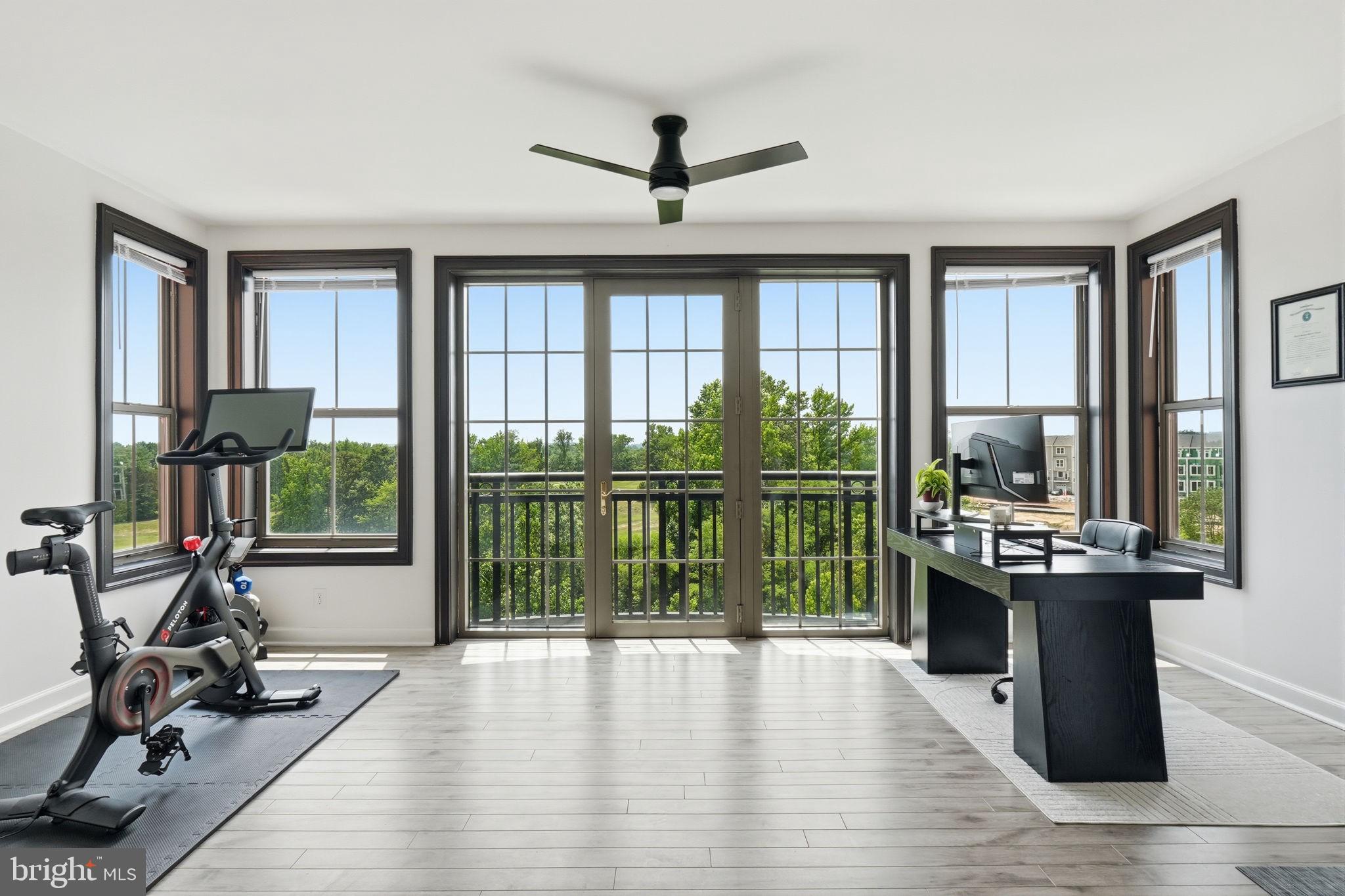 BELMONT BAY - Residential