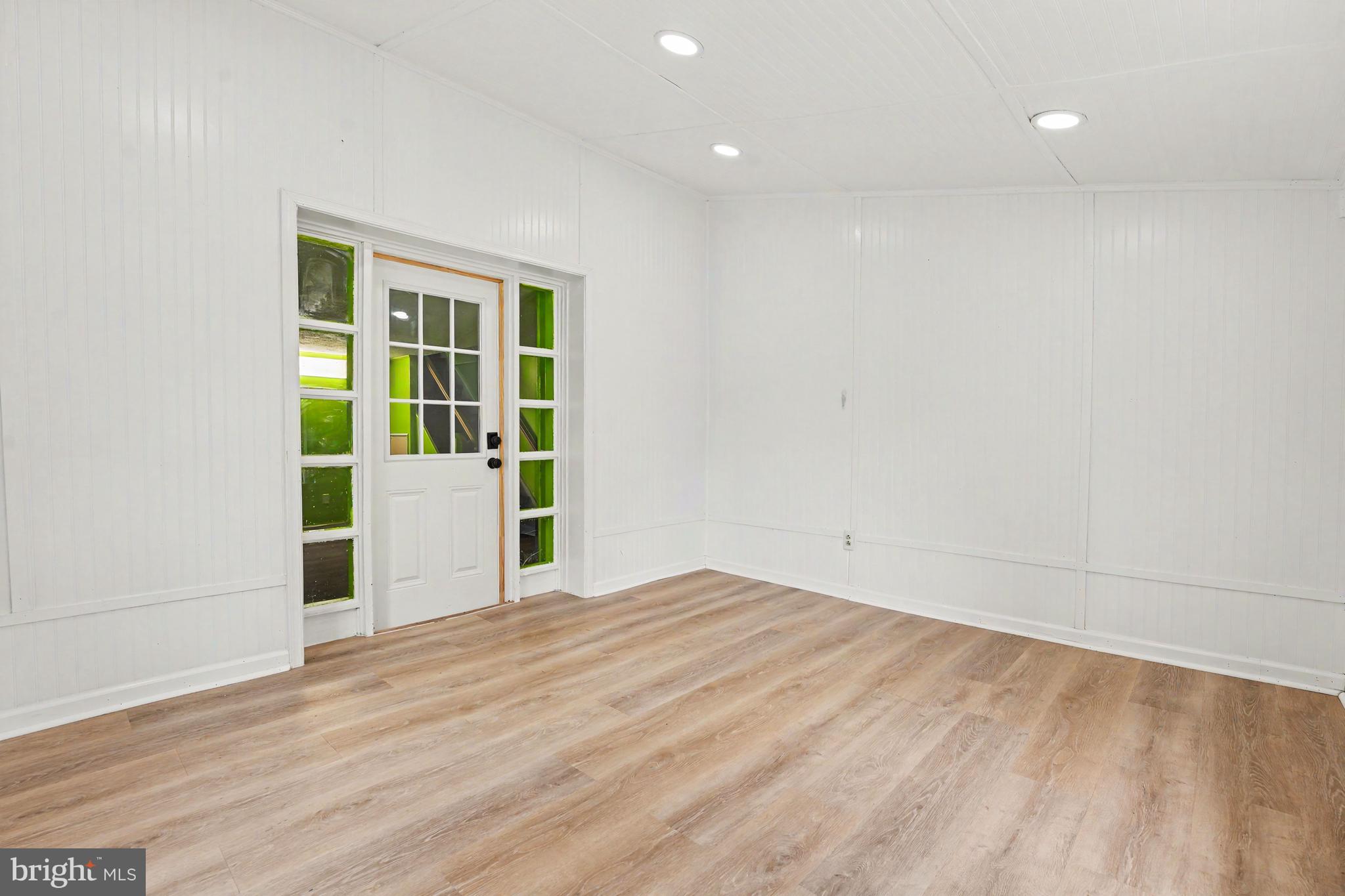 LANSDALE - Residential