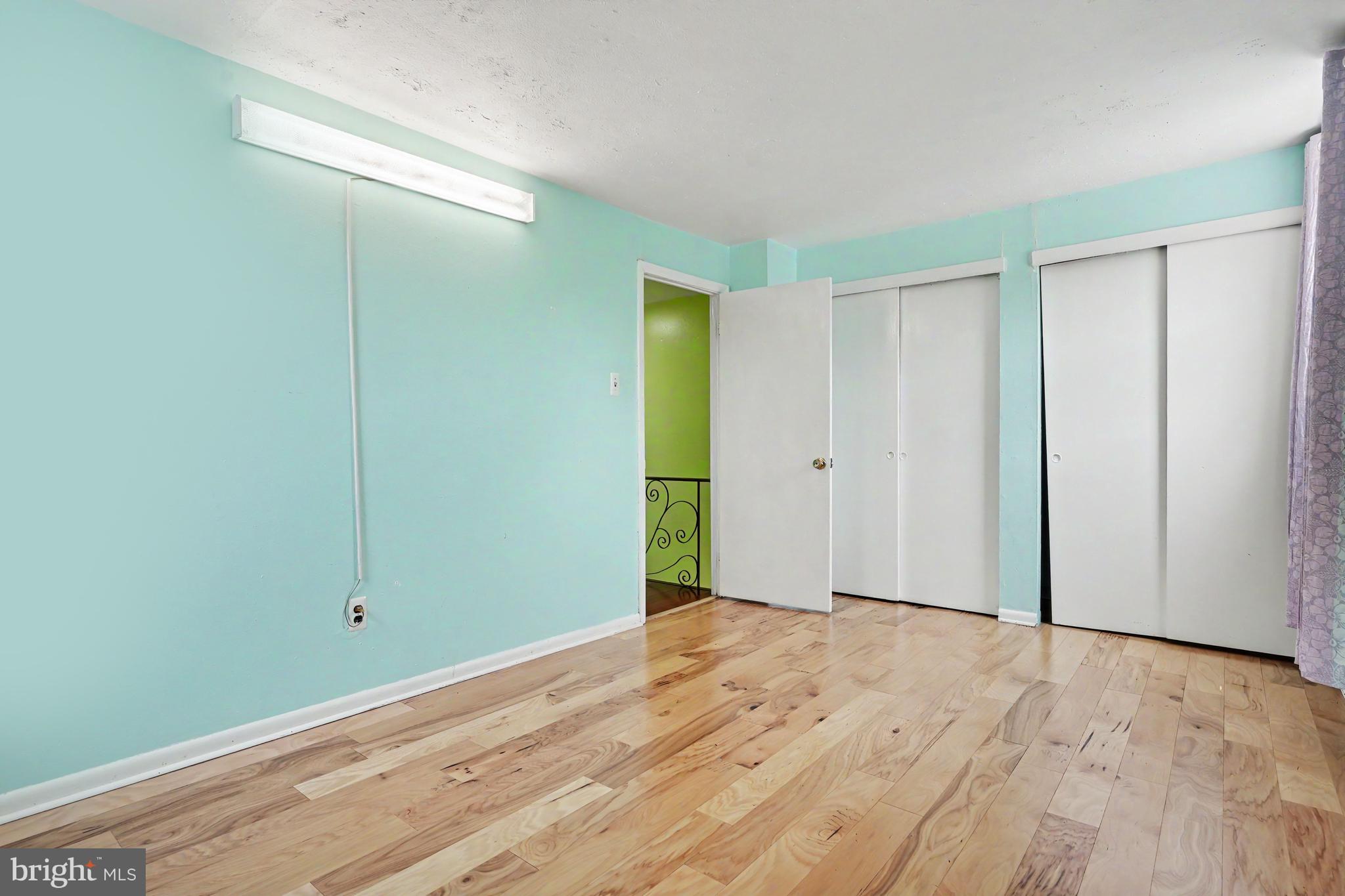 LANSDALE - Residential