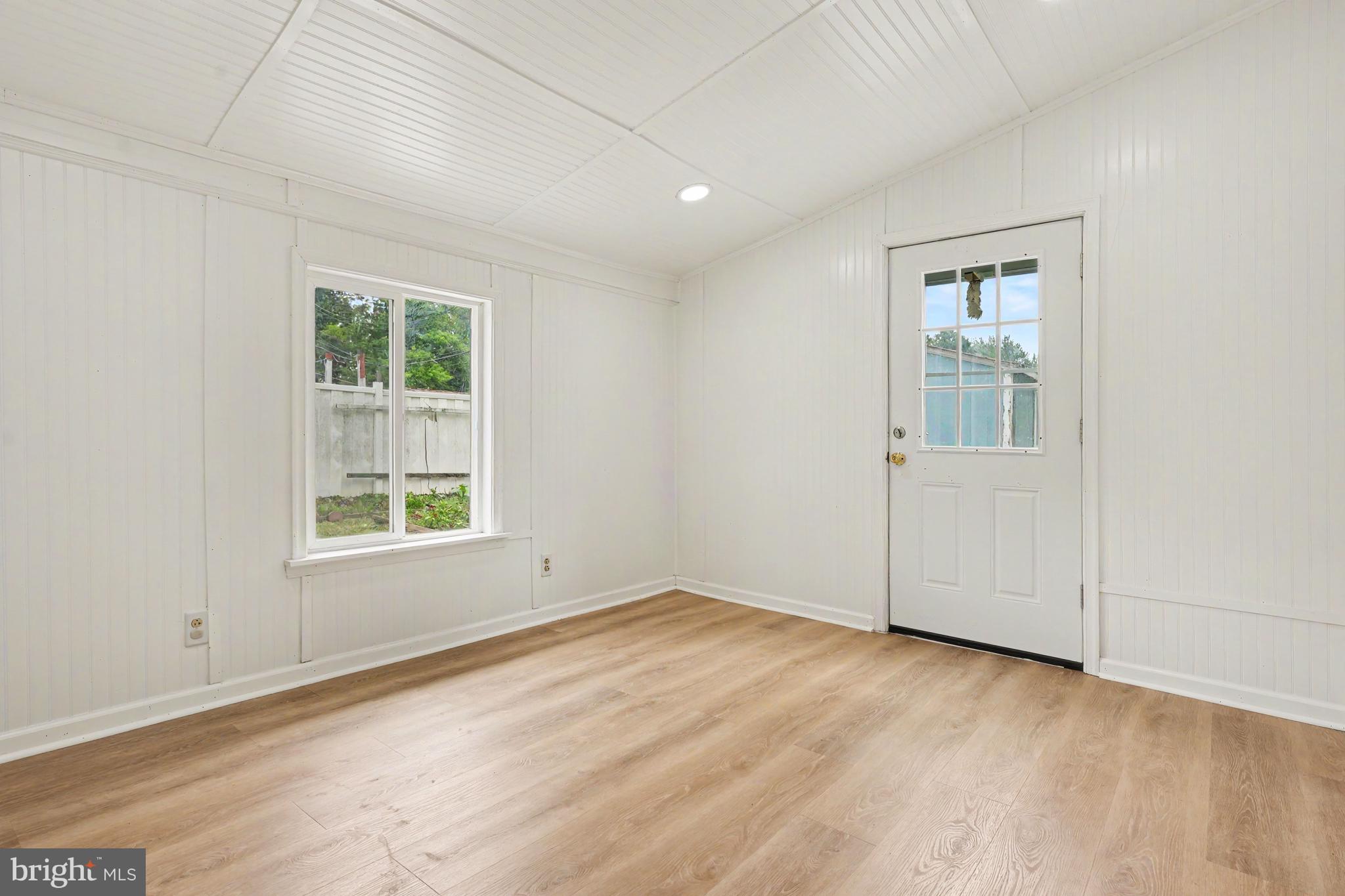 LANSDALE - Residential