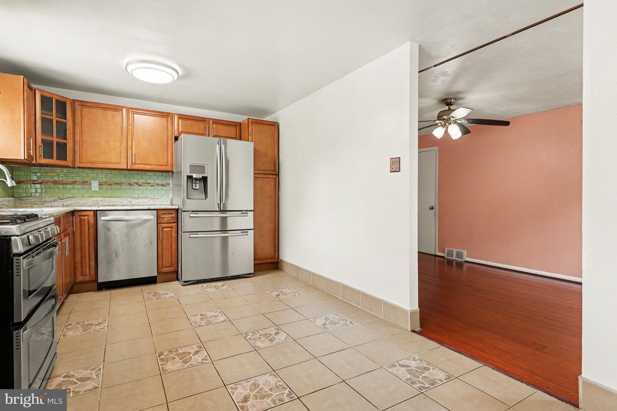 LANSDALE - Residential