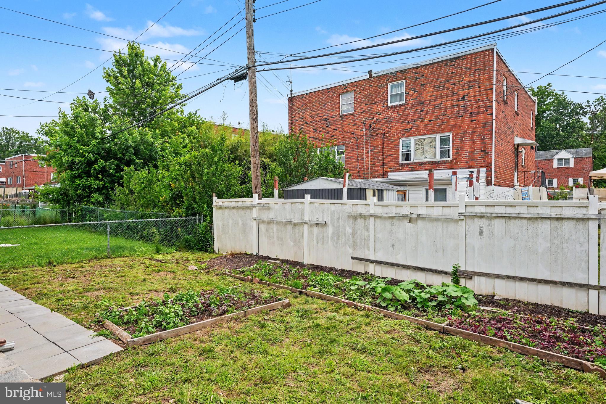 LANSDALE - Residential