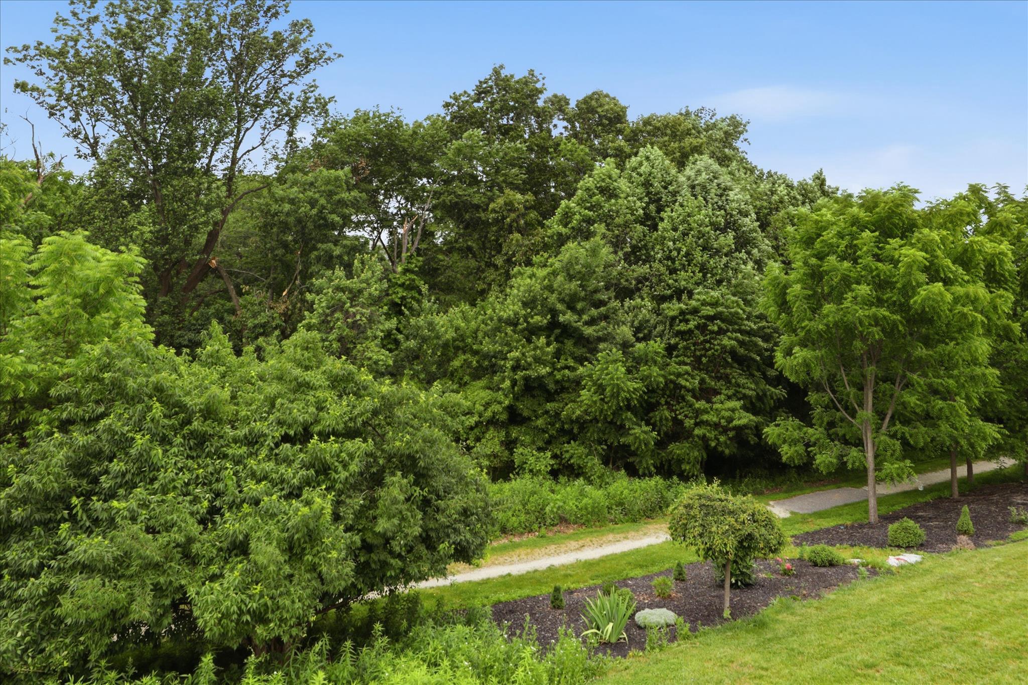 LOGANS RESERVE - Residential