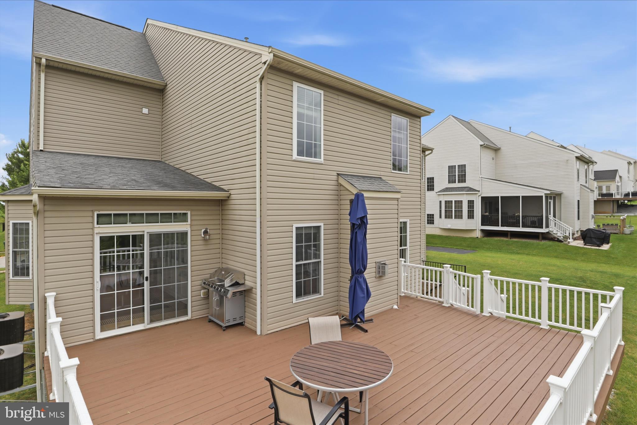 LOGANS RESERVE - Residential