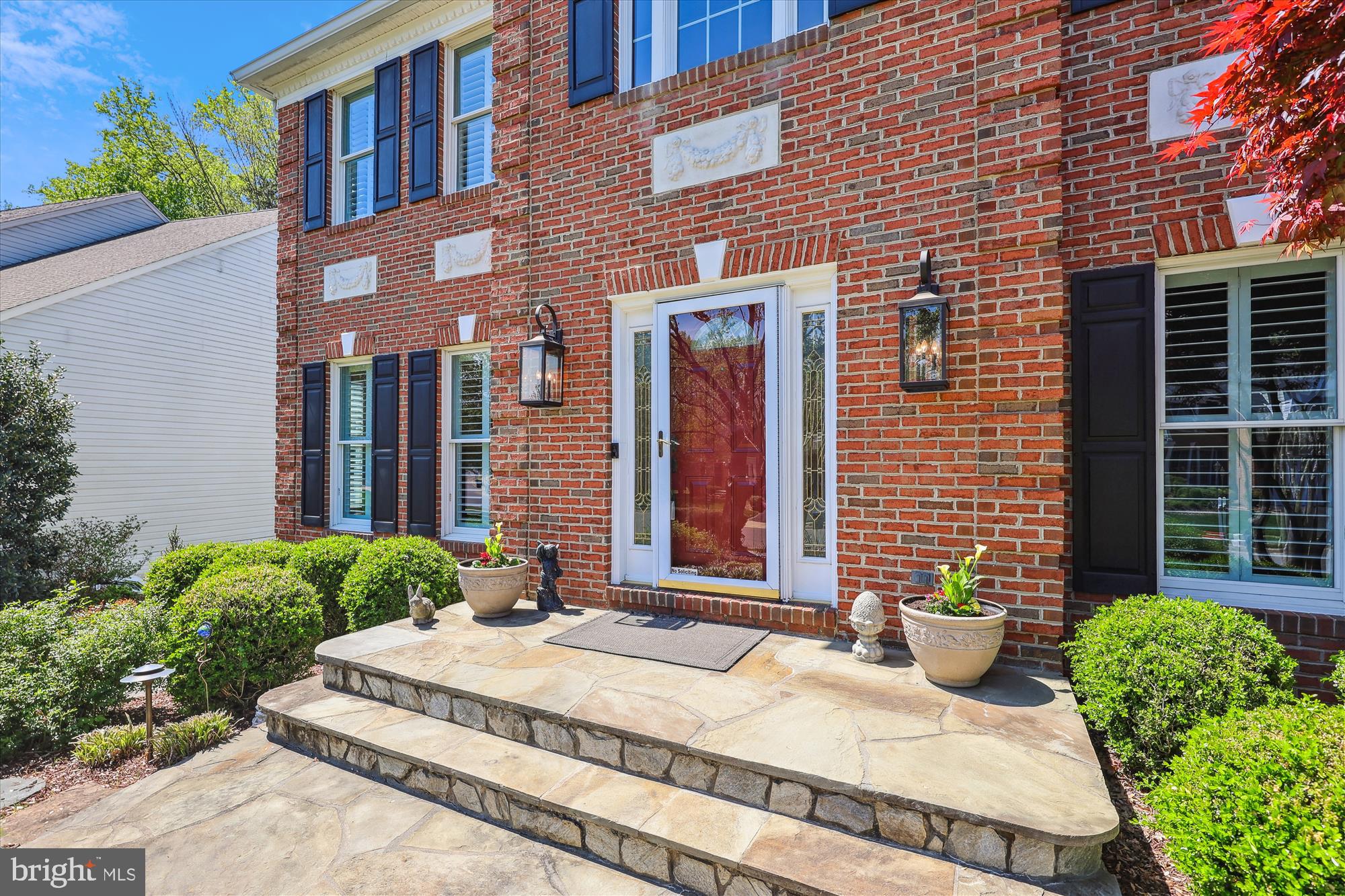 MONROE MANOR - Residential
