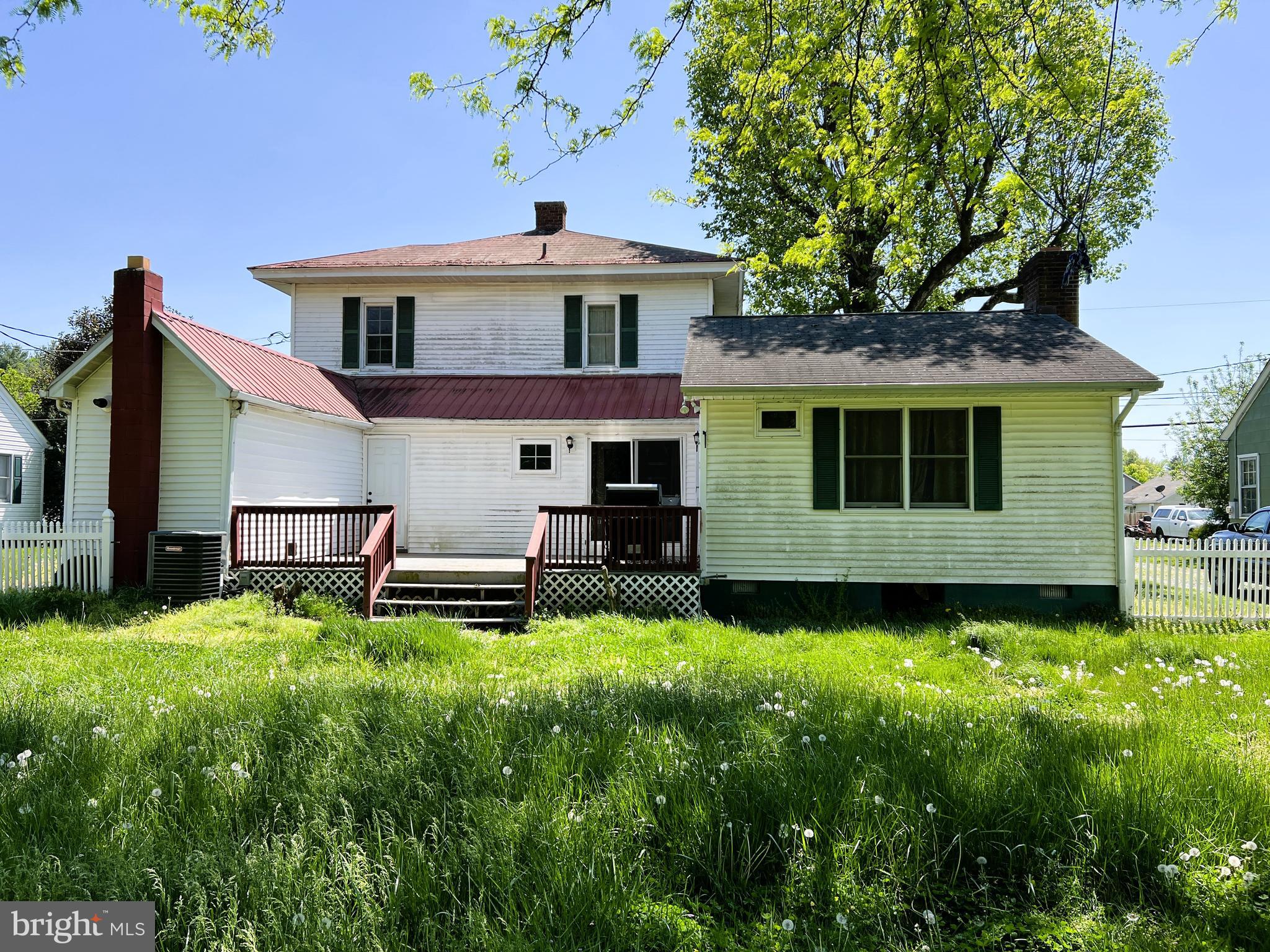 MILLINGTON - Residential