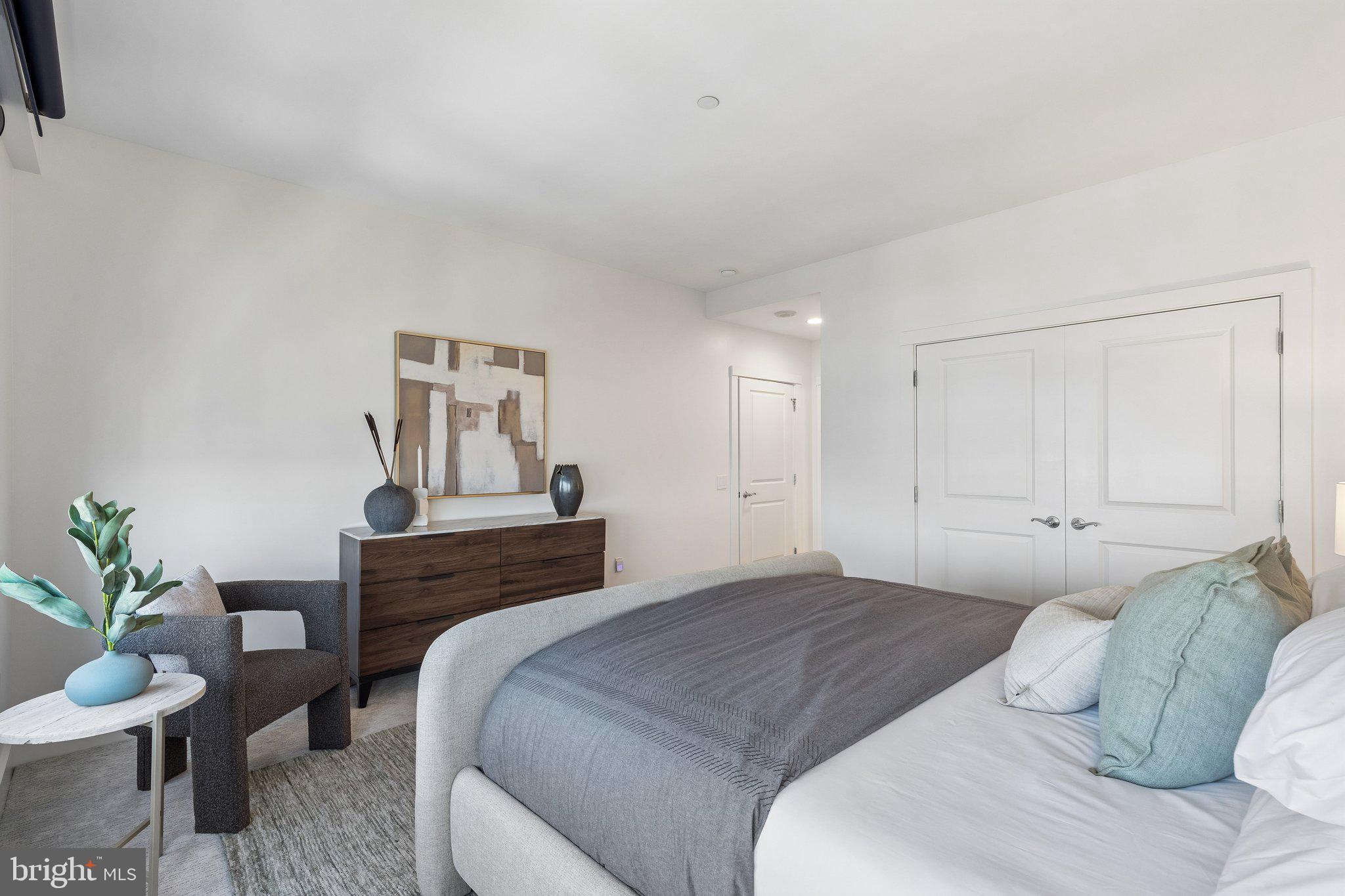 CENTER CITY - Residential