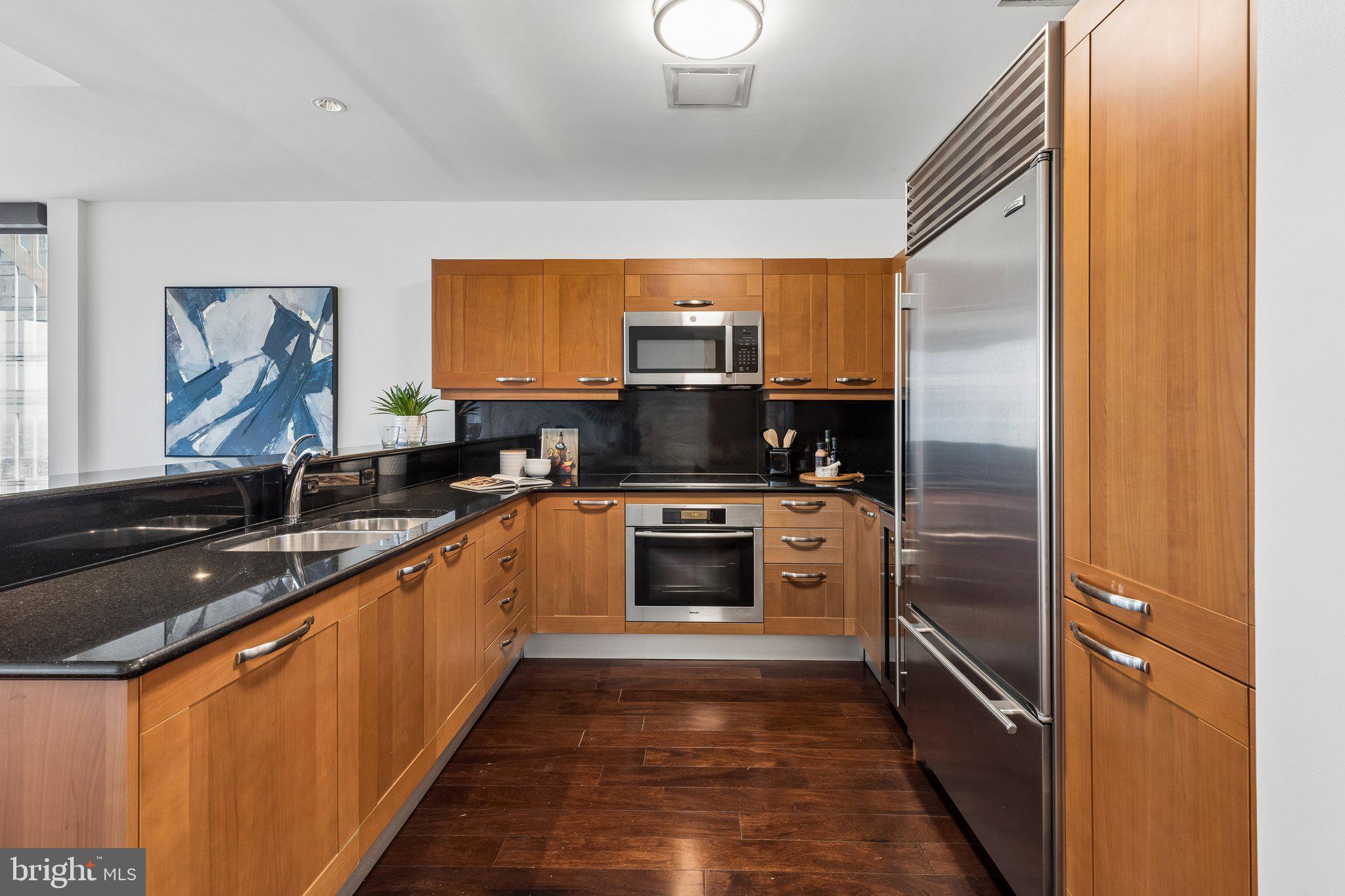 CENTER CITY - Residential