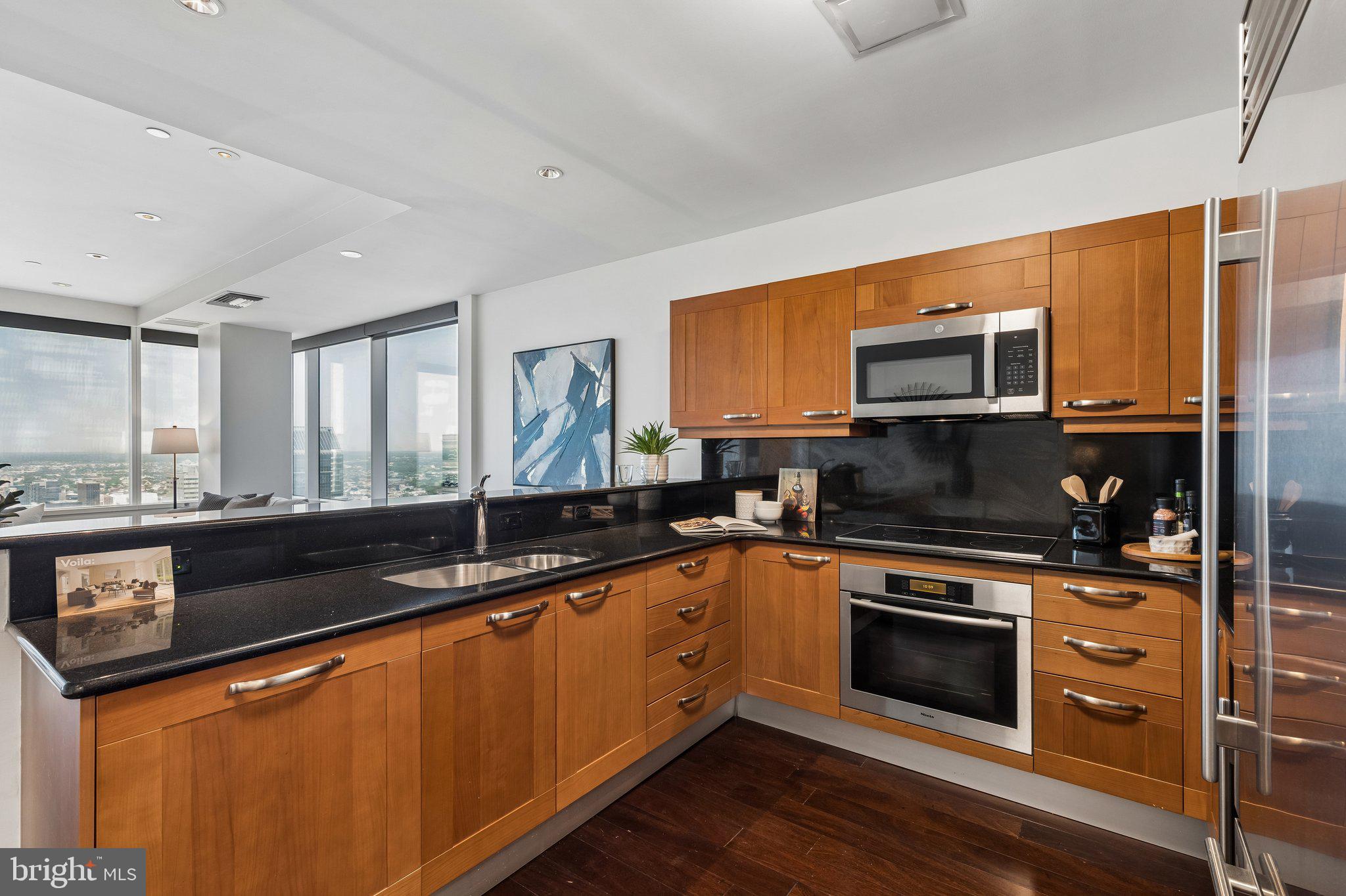 CENTER CITY - Residential