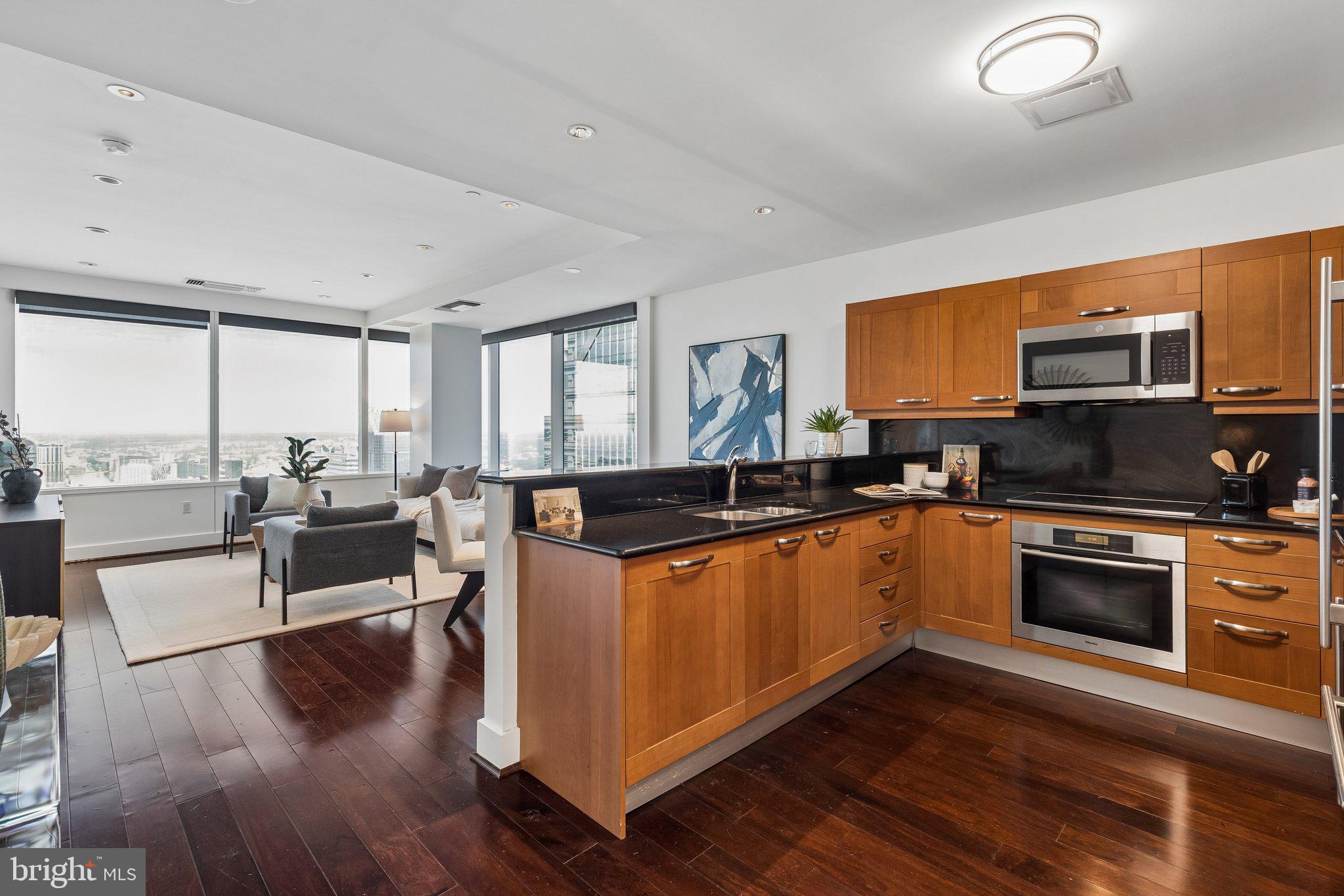 CENTER CITY - Residential