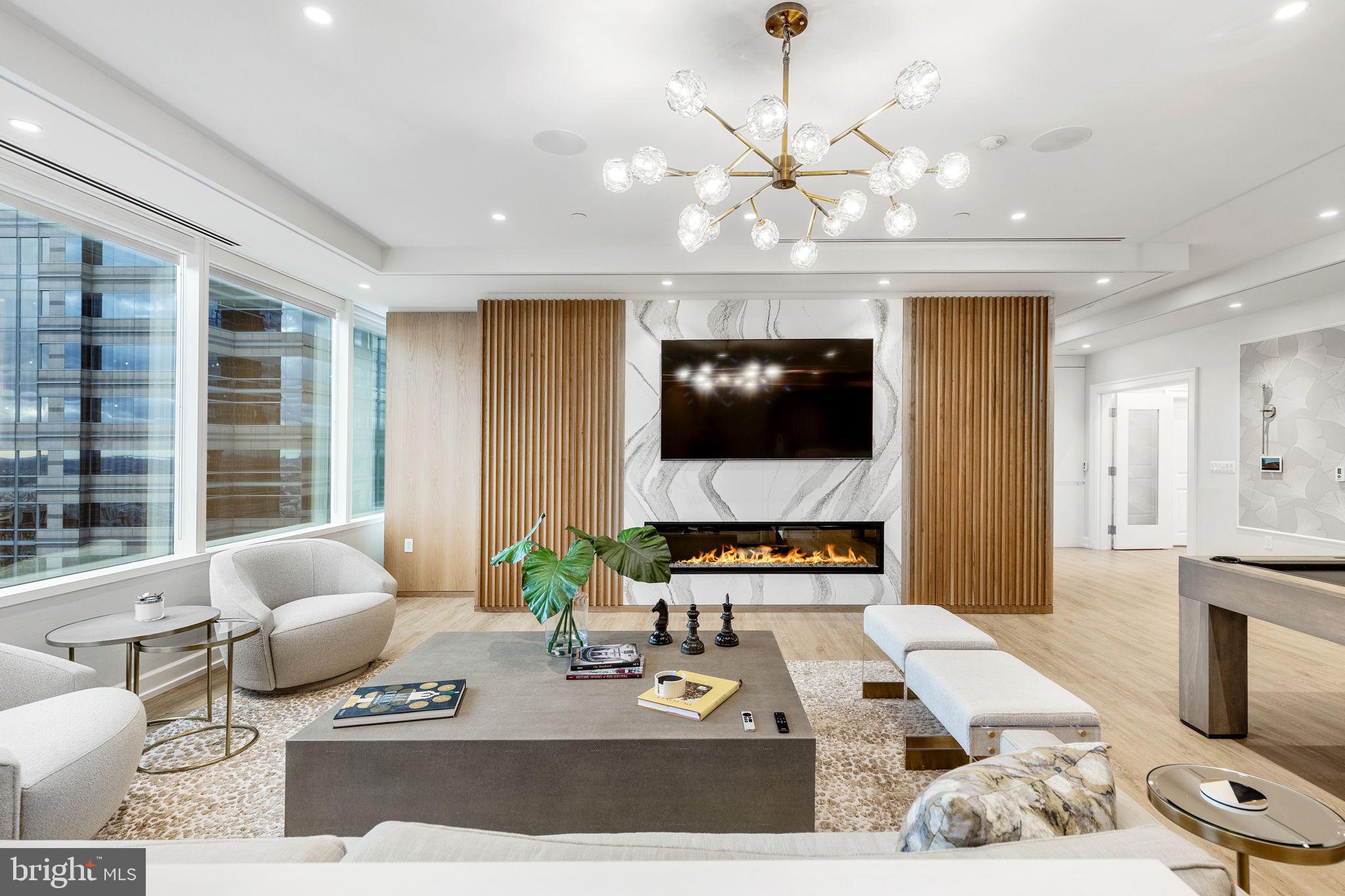 CENTER CITY - Residential