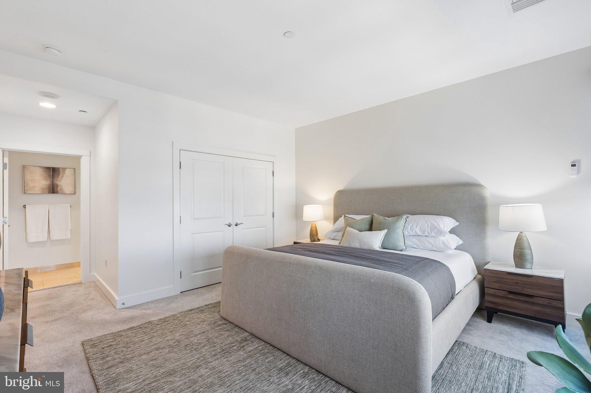 CENTER CITY - Residential