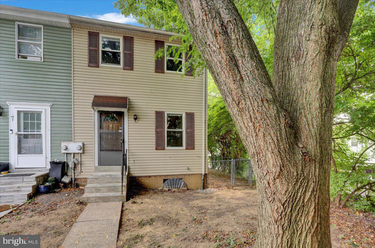 COMING SOON!  *Open House Thursday, July 23rd 5pm-7pm!  Move right into this affordable end-unit townhome! Featuring 2 bedrooms and 1 full bath, this home offers a functional layout with spacious bedrooms and plenty of natural light. The dining room has sliding glass doors leading to the fenced backyard, creating an easy indoor/outdoor living space.

The lower level provides flexible finished space for a family room, home office, playroom, or workout area. Central A/C keeps the home comfortable year-round, and all appliances are included. If you're looking for a move-in ready home with a fenced yard and additional living space at an affordable price, this is one you won't want to miss!