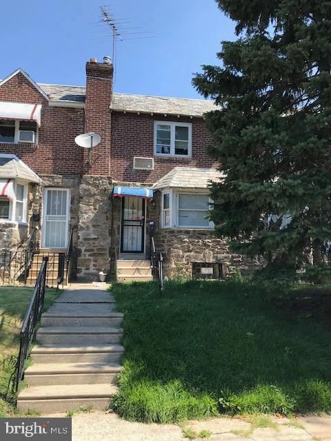 LAWNCREST - Residential
