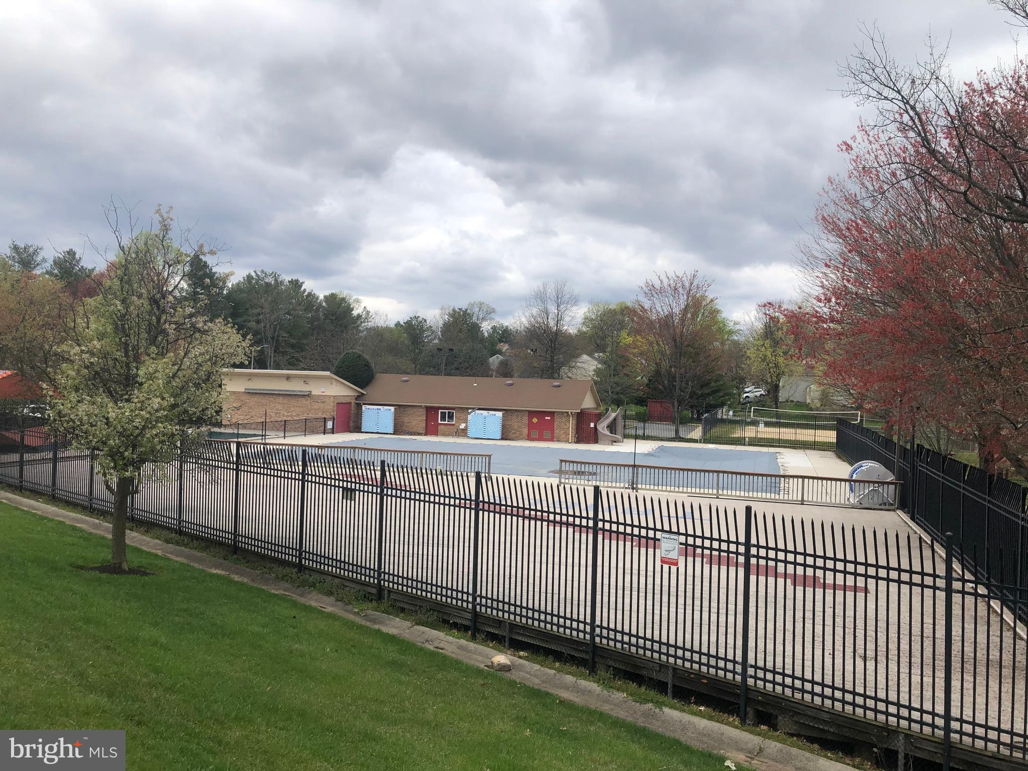 TANGLEWOOD - Residential