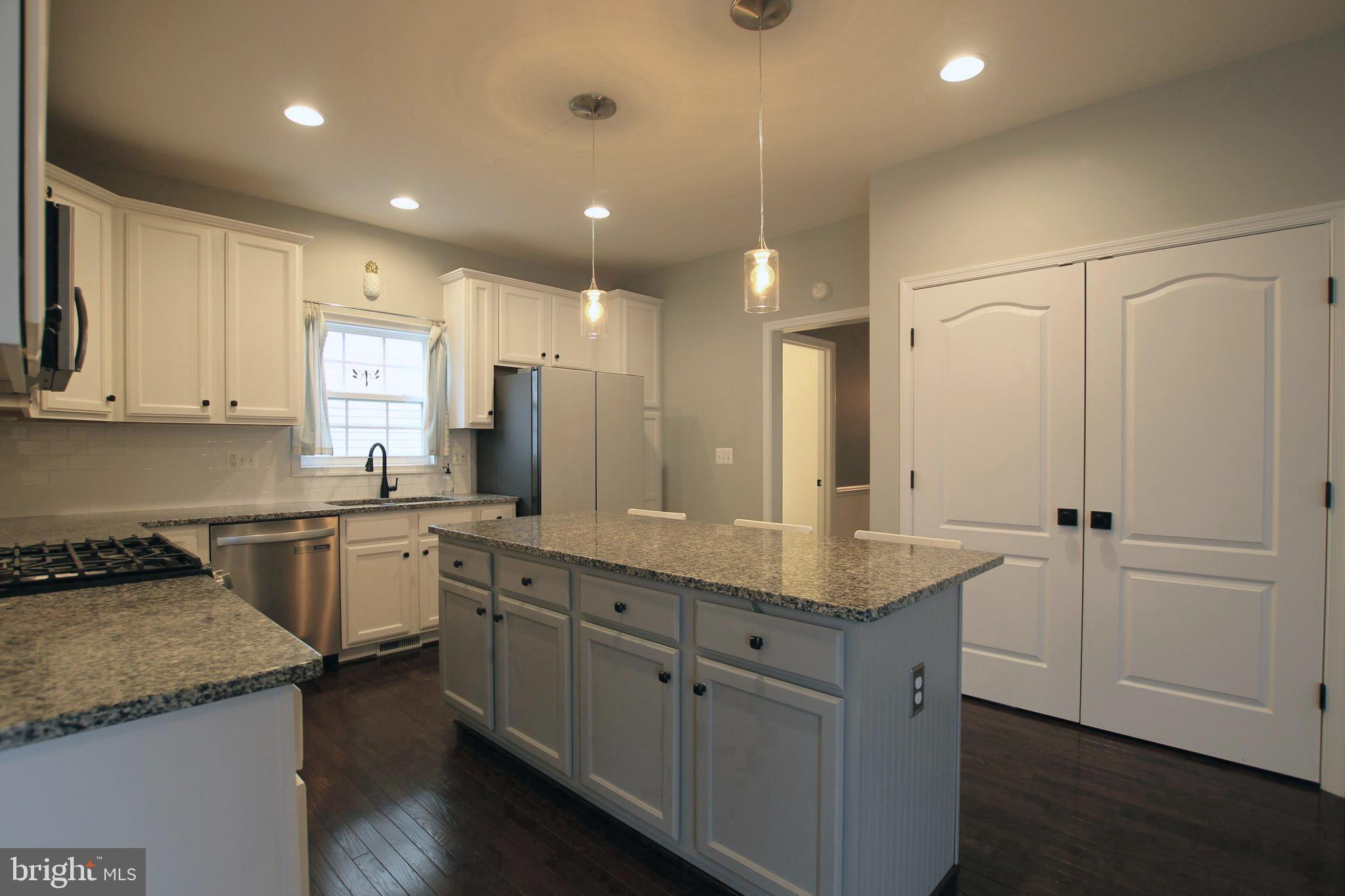 EMBREY MILL - Residential