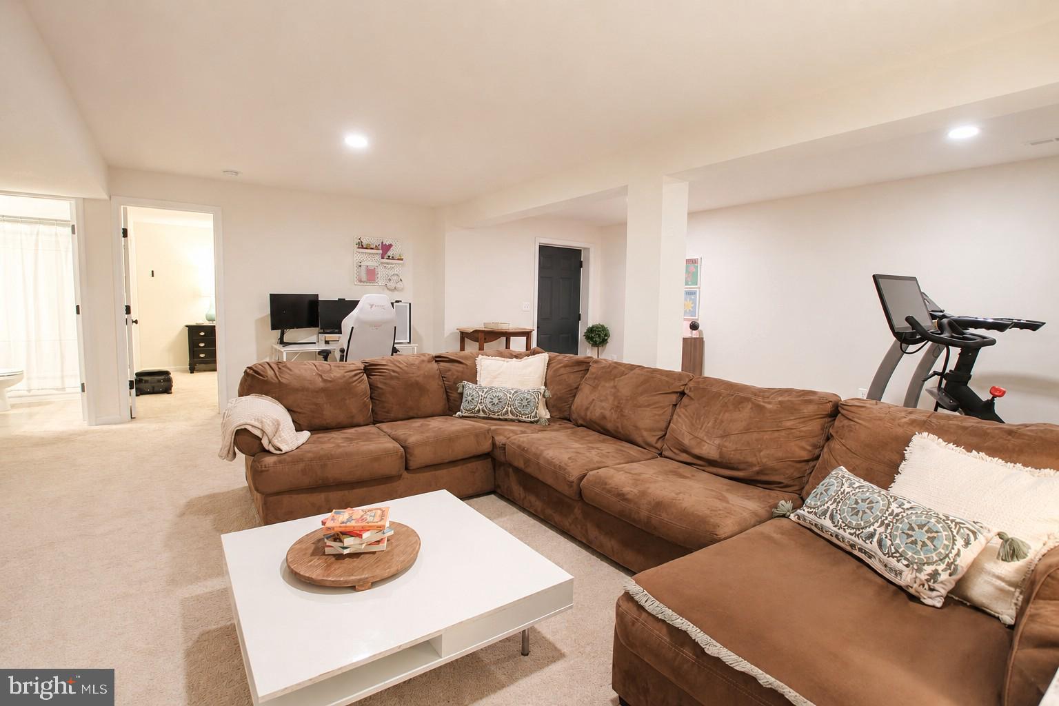 EMBREY MILL - Residential