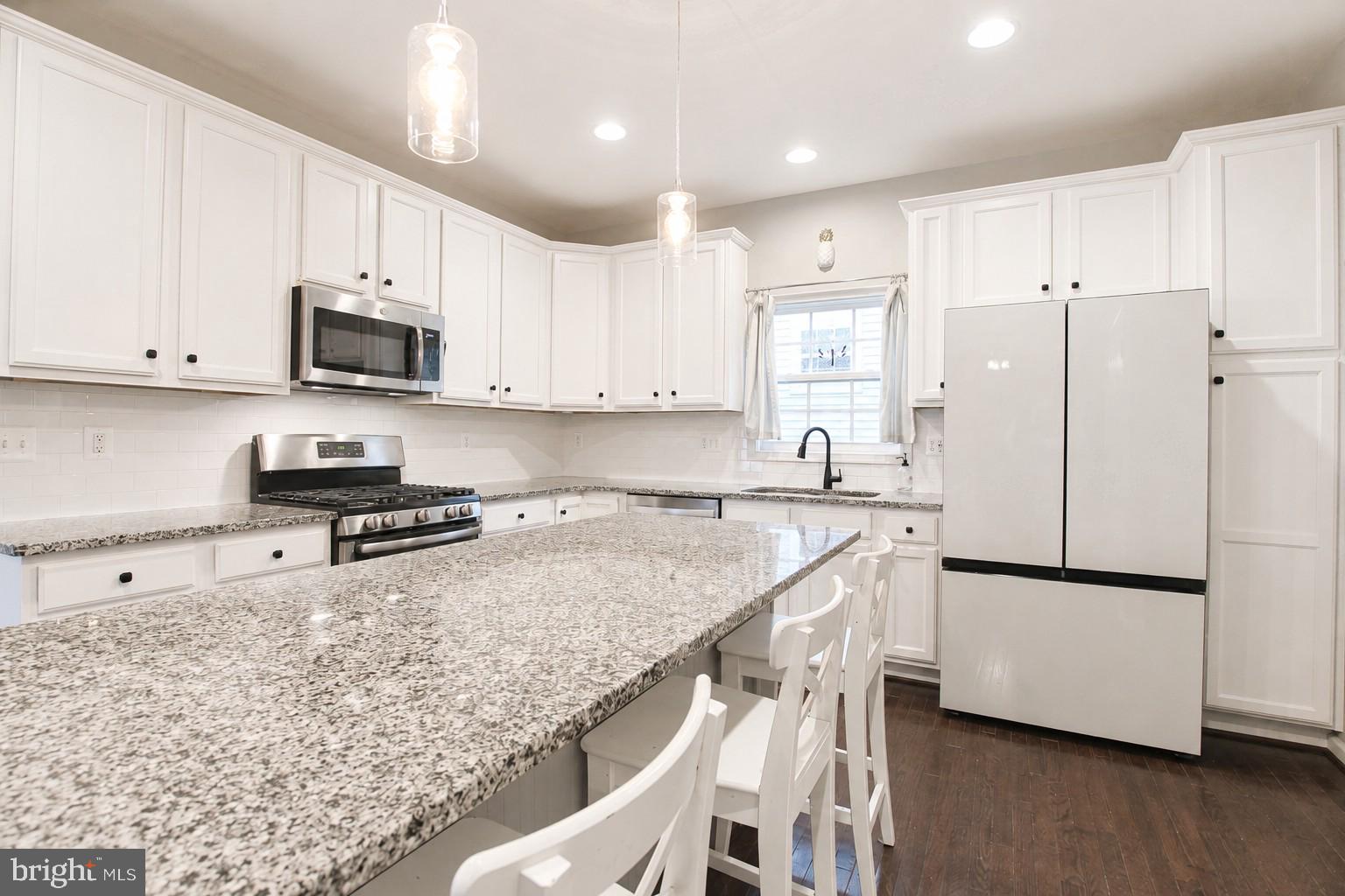 EMBREY MILL - Residential