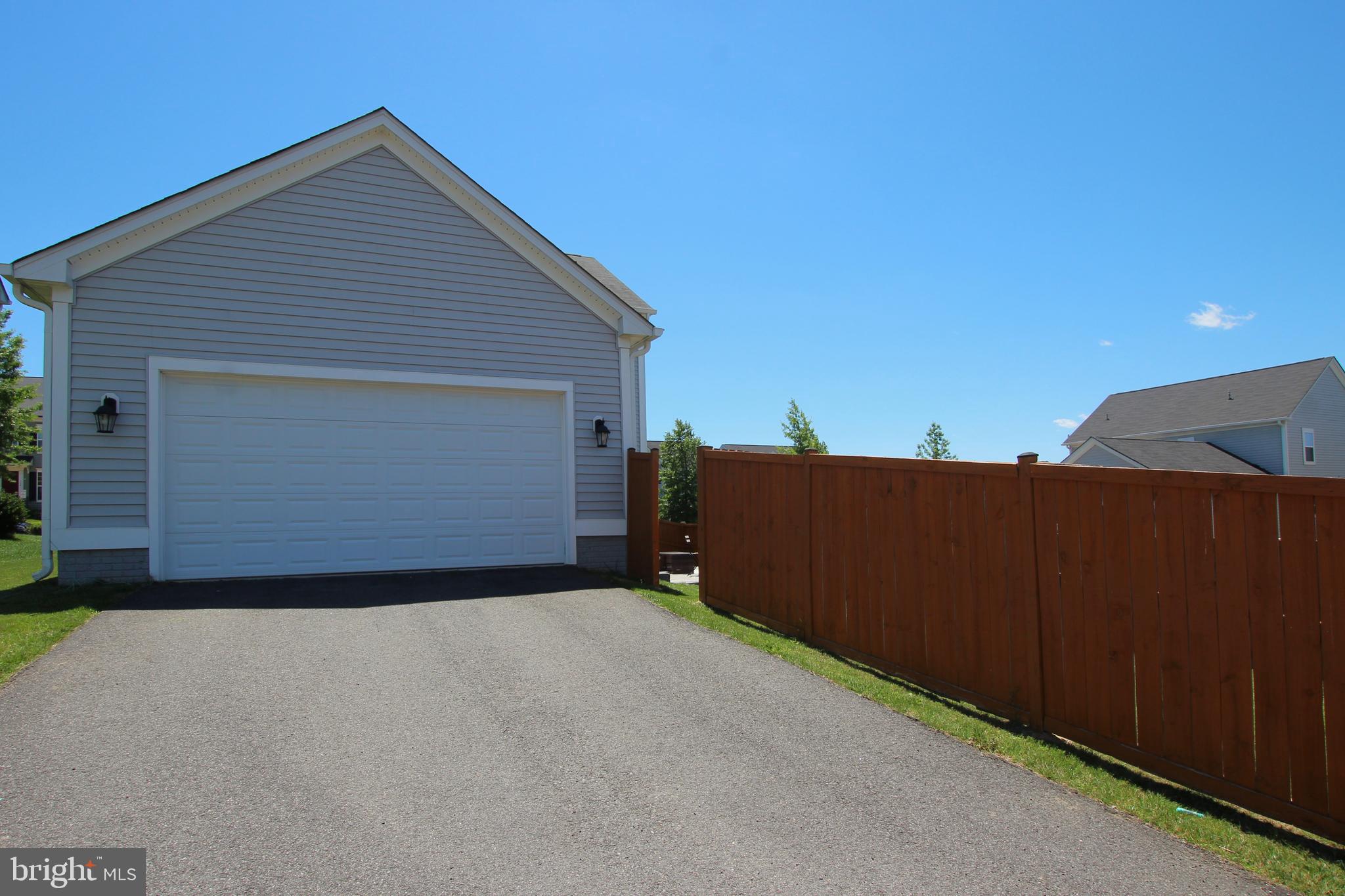 EMBREY MILL - Residential