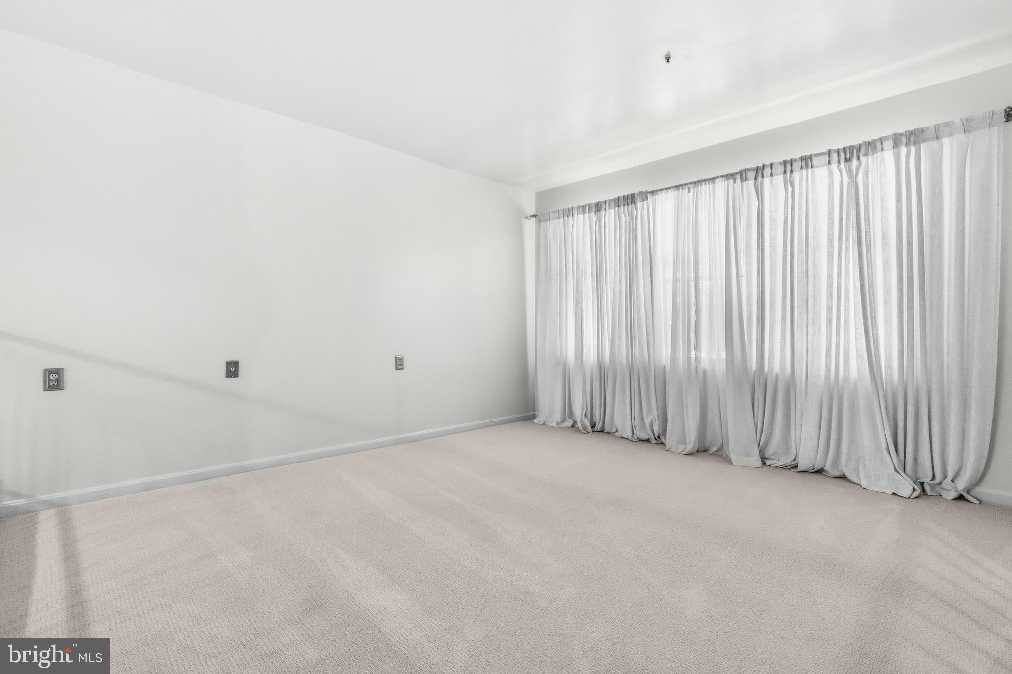 GLENSFORD CONDO - Residential