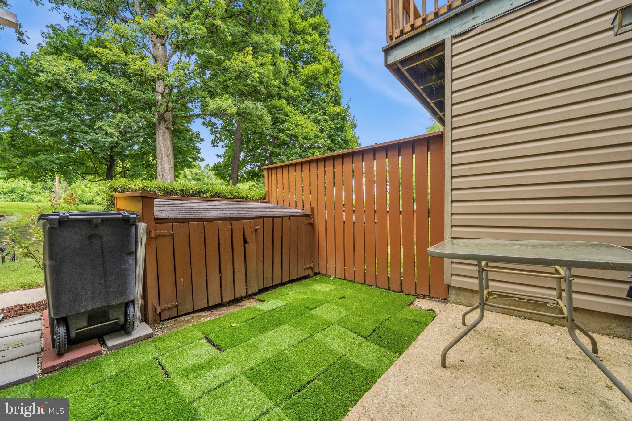 GLENSFORD CONDO - Residential