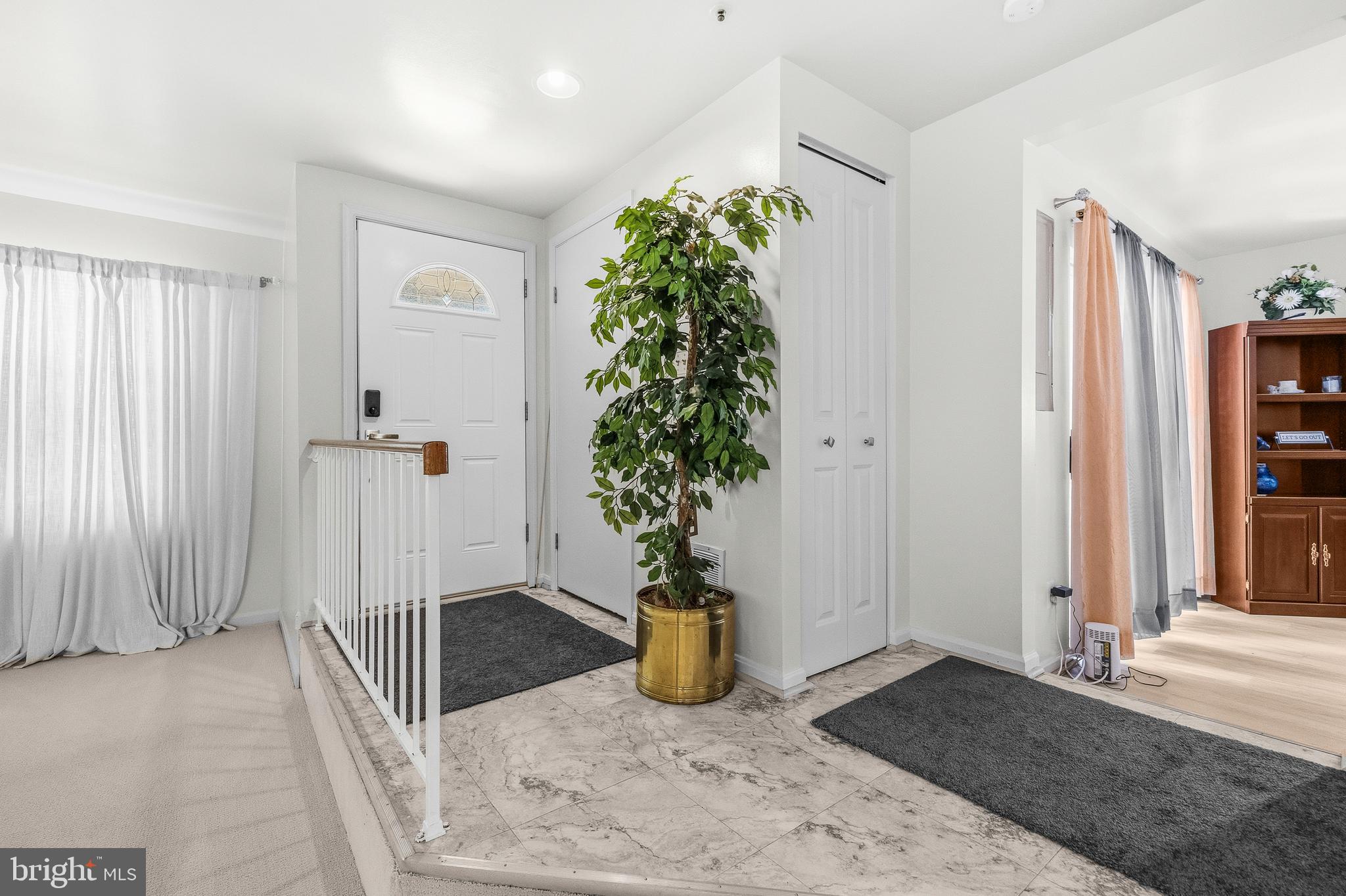 GLENSFORD CONDO - Residential