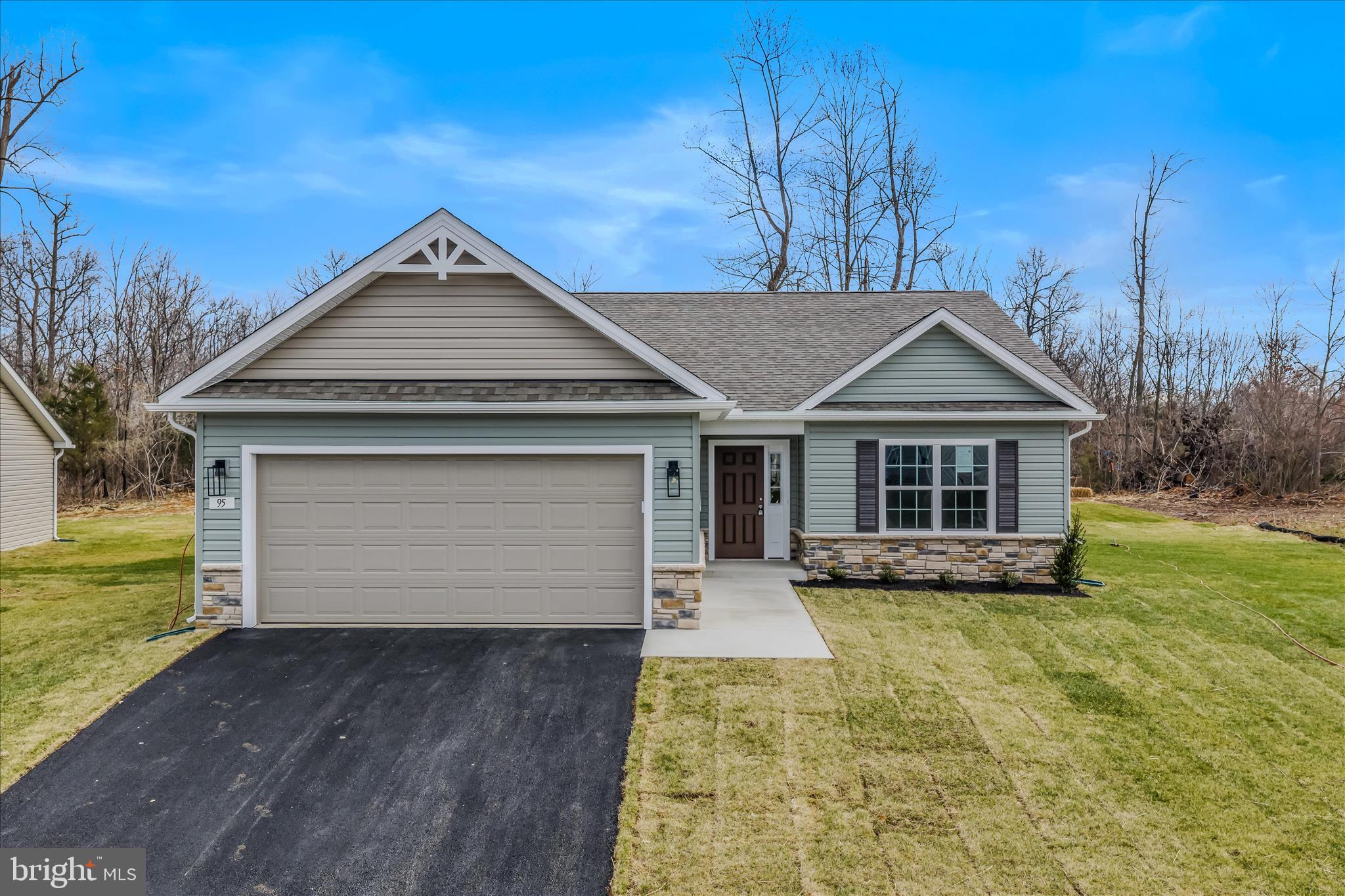THE LAKES AT MARTINSBURG - Residential