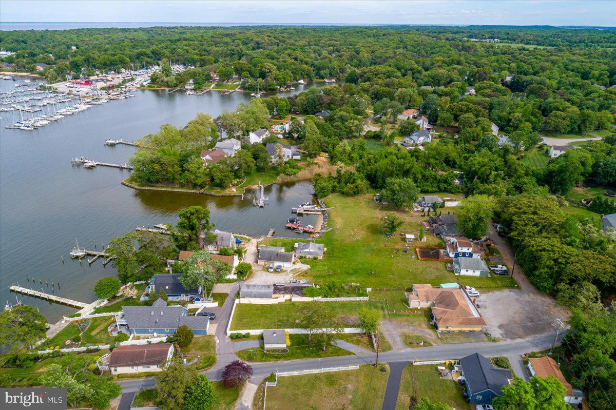 WATER OAK POINT - Residential
