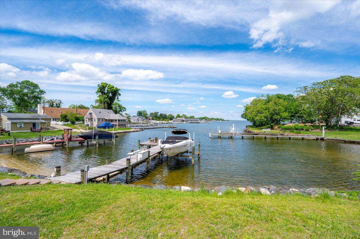 WATER OAK POINT - Residential