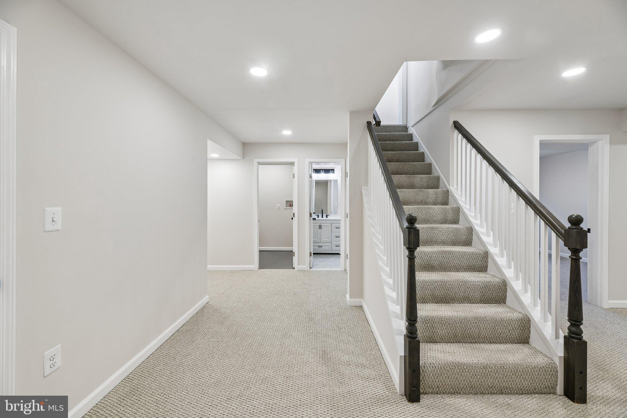 FAIRVIEW - Residential