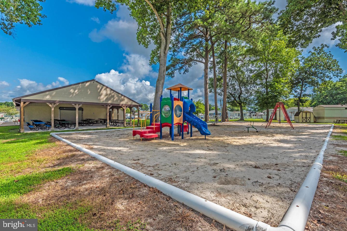 WHITE HORSE PARK II - Residential