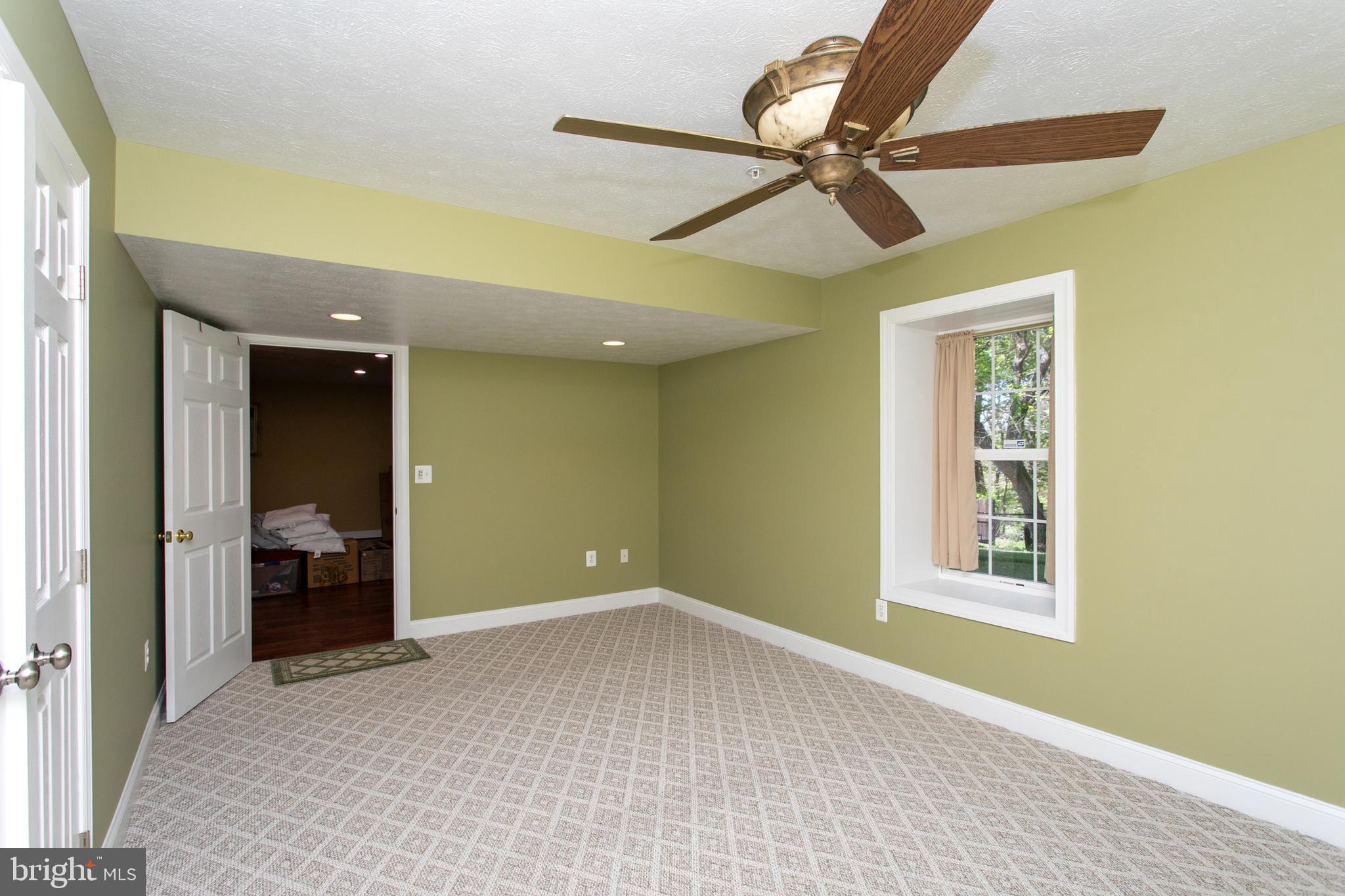 TOBACCO HEIGHTS - Residential