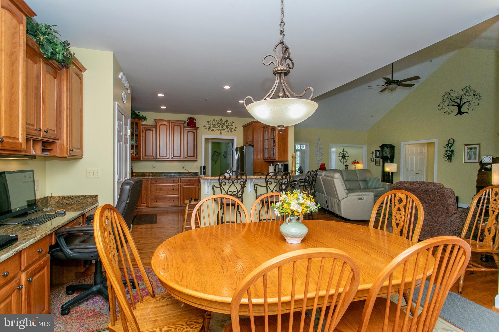 TOBACCO HEIGHTS - Residential