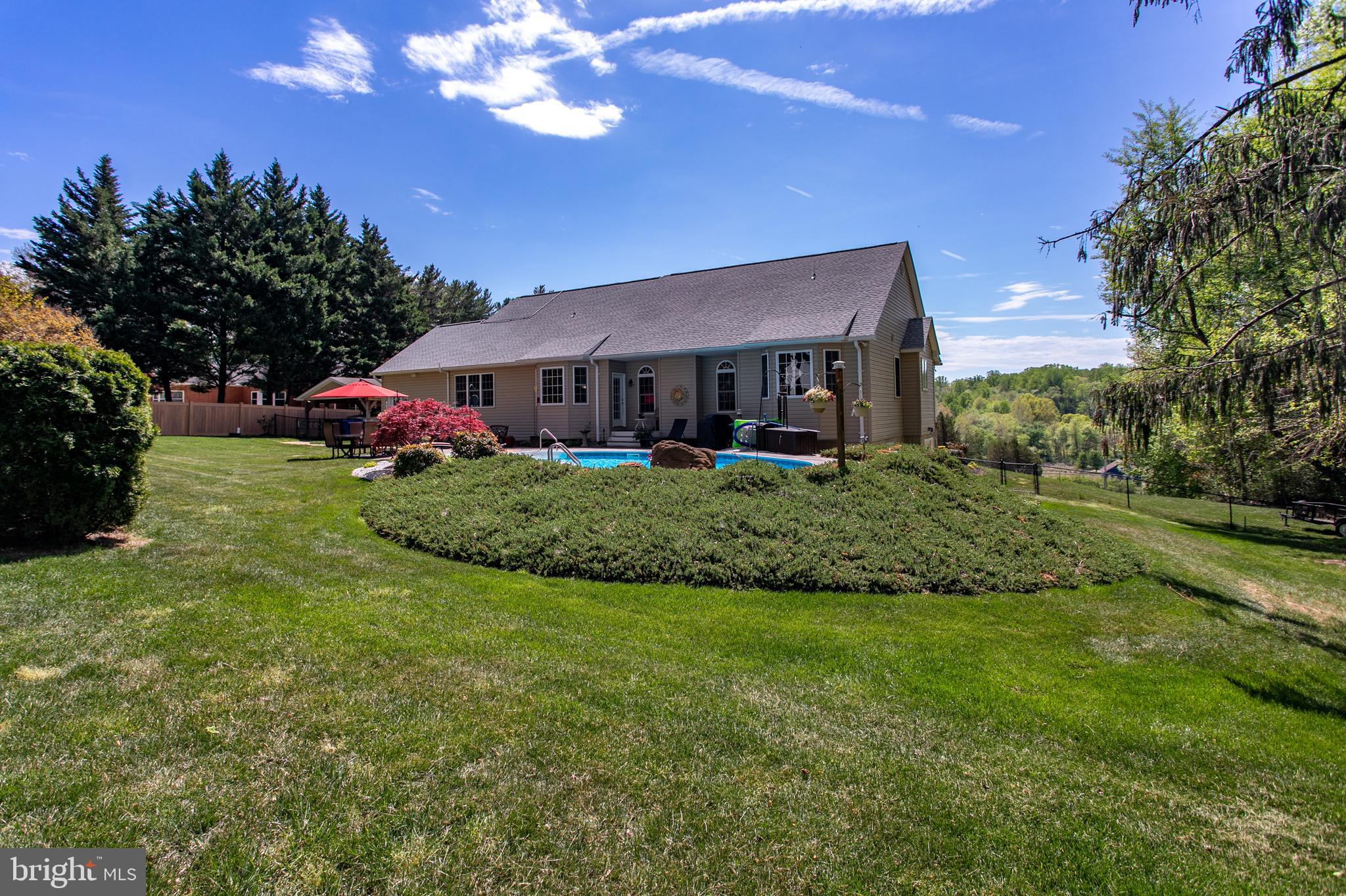 TOBACCO HEIGHTS - Residential