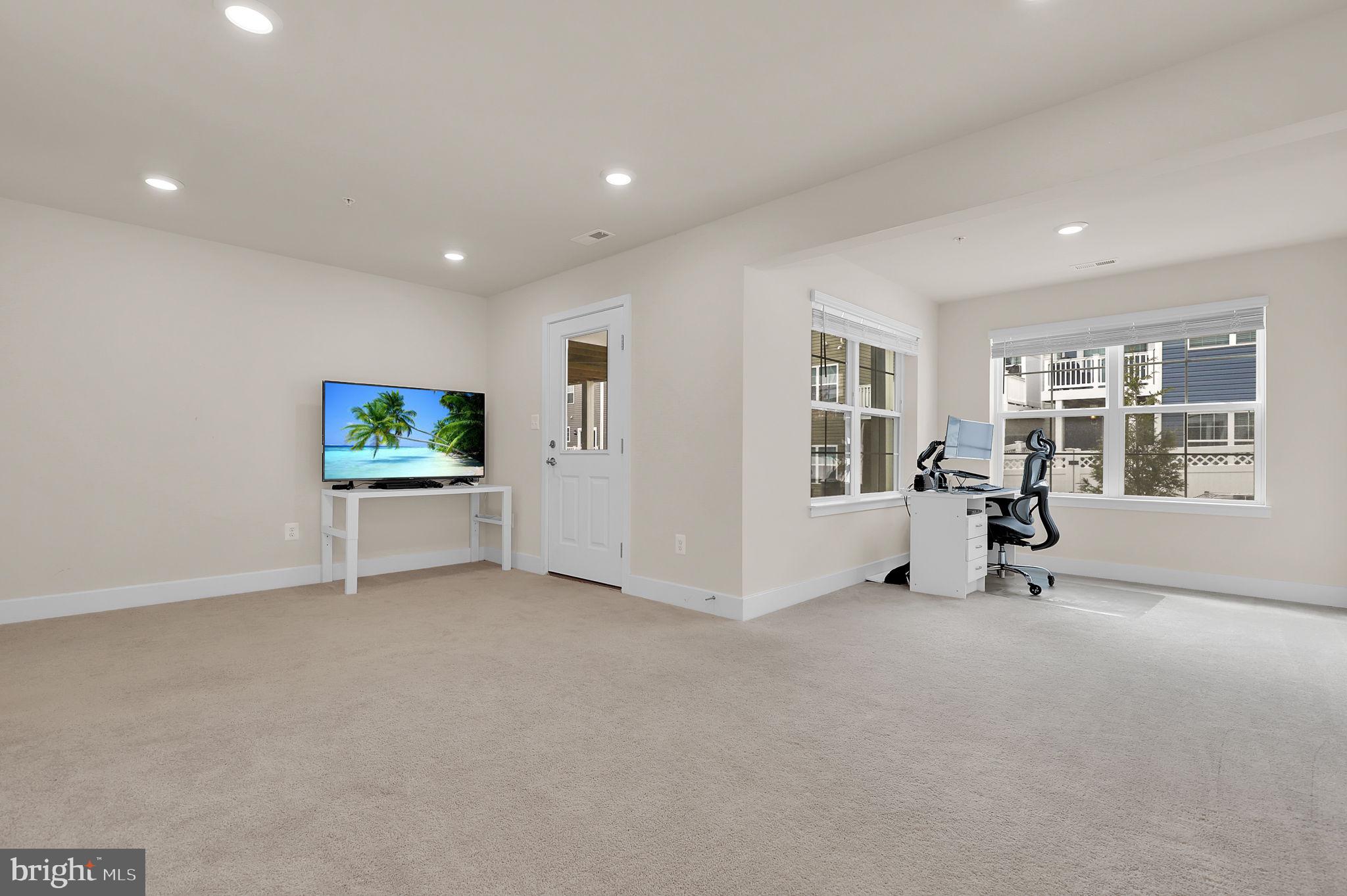 SYCAMORE RIDGE - Residential