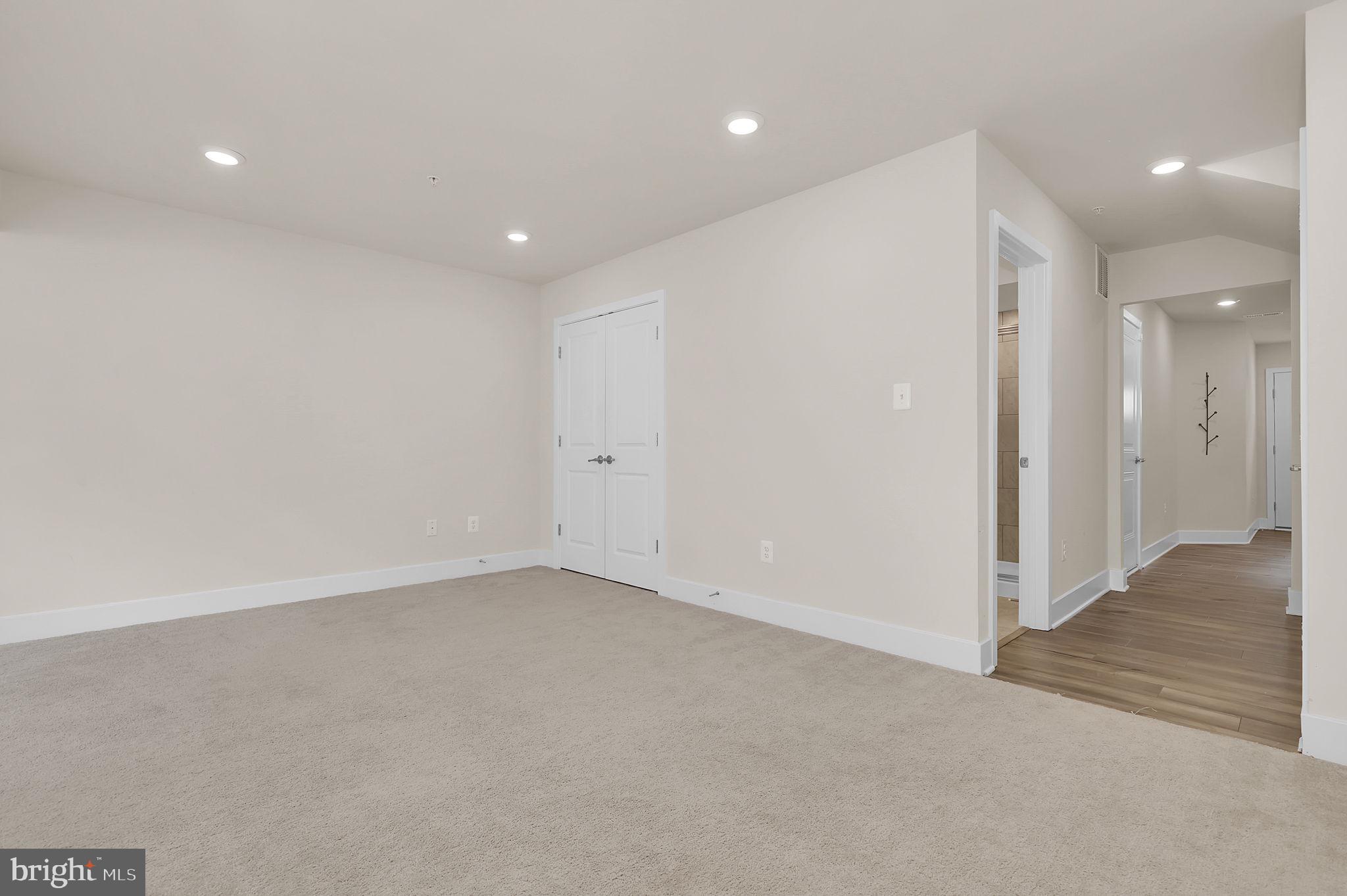 SYCAMORE RIDGE - Residential