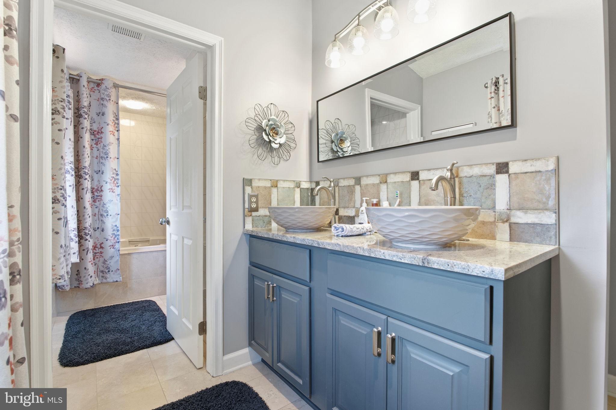 BRENTWOOD PARK - Residential