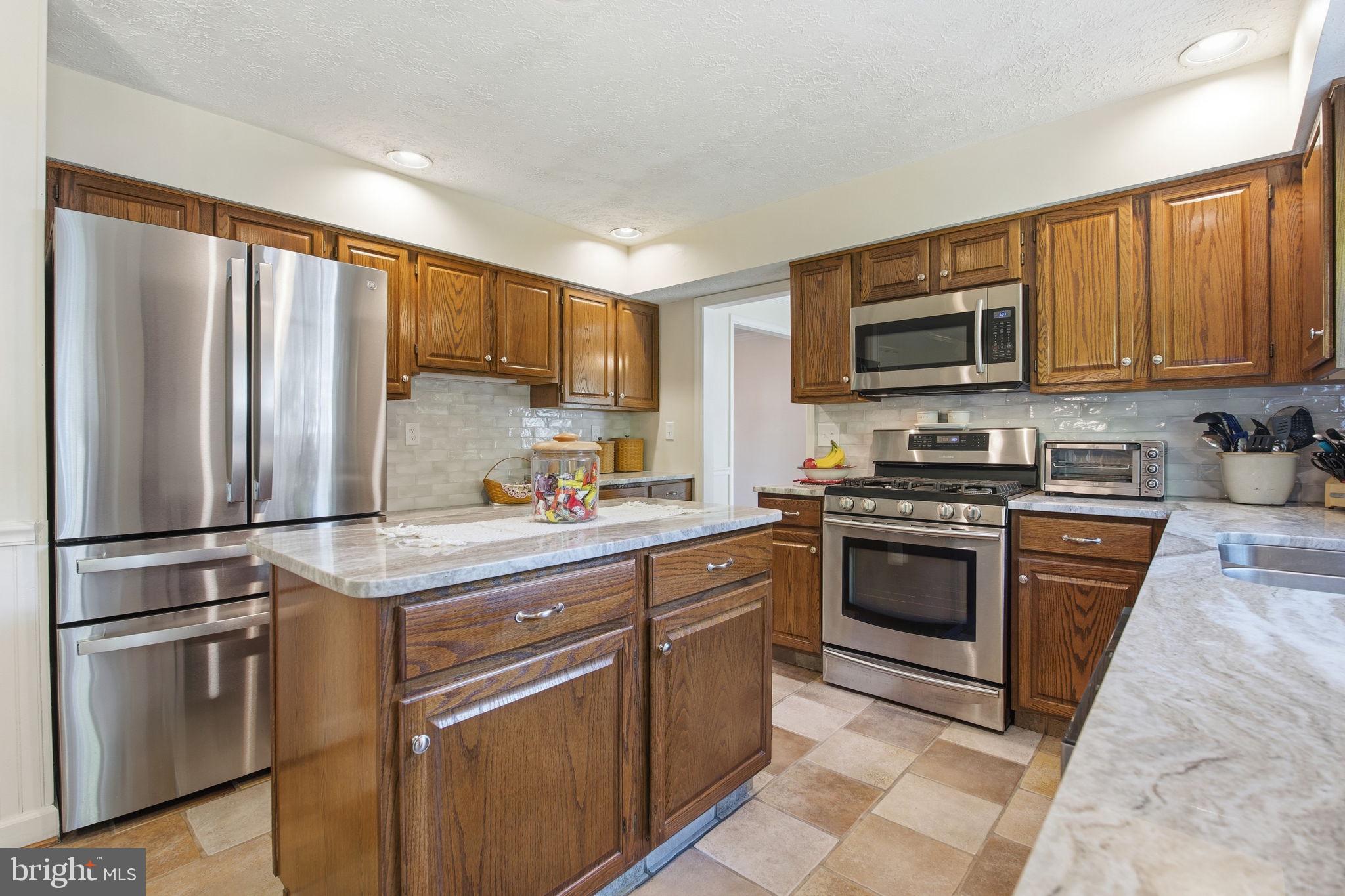 BRENTWOOD PARK - Residential