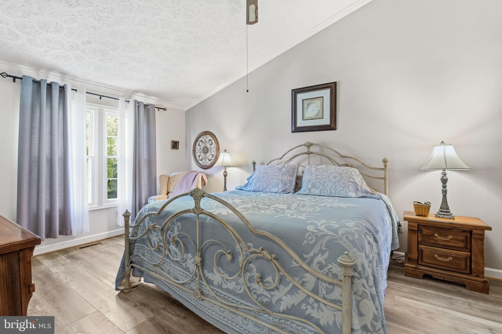 BRENTWOOD PARK - Residential